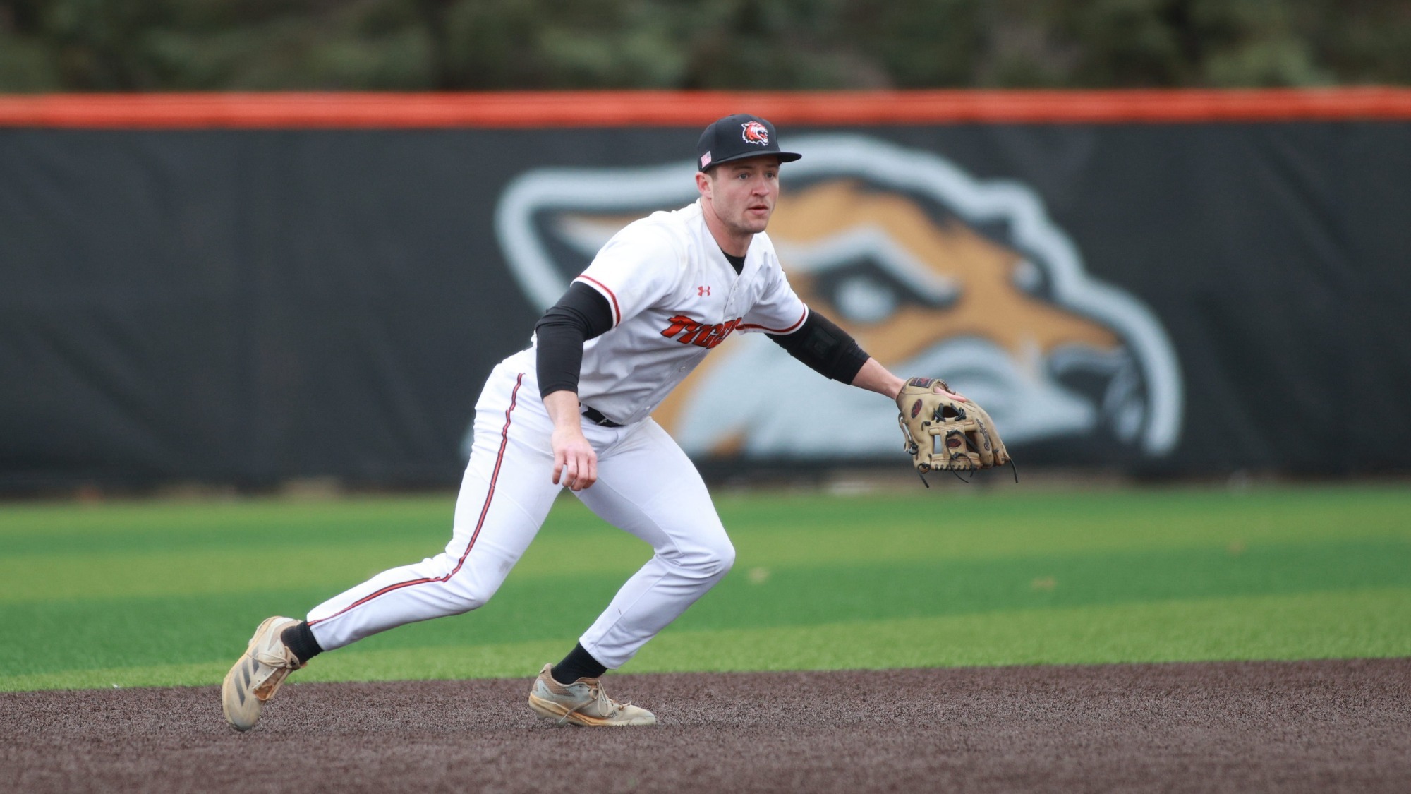 RIT’s Charlie Slaymaker, #3, sprints for the ball on Mar. 21, 2026, at Tiger Stadium in Rochester, N.Y. Clarkson Baseball defeats RIT Baseball 10-7. RIT Baseball vs Clarkson. (Sawyer Emery/RIT Sports Network).