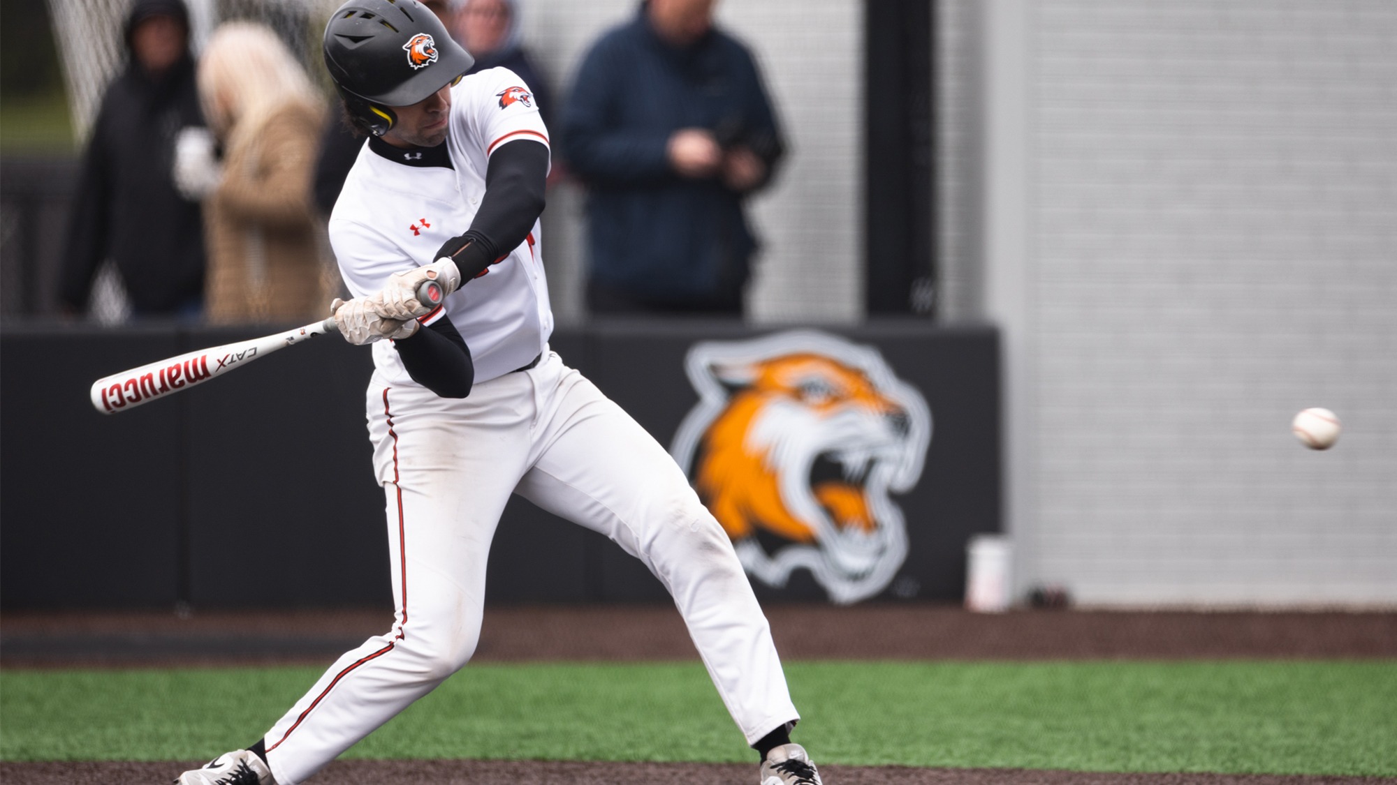RIT's Roberto Reade, #28, bats in game vs Ithaca on Sunday, April 6, 2025, at RIT Baseball Complex. RIT Baseball game vs. Vassar College. (Mikaela Engstrom/RIT Sports Network).