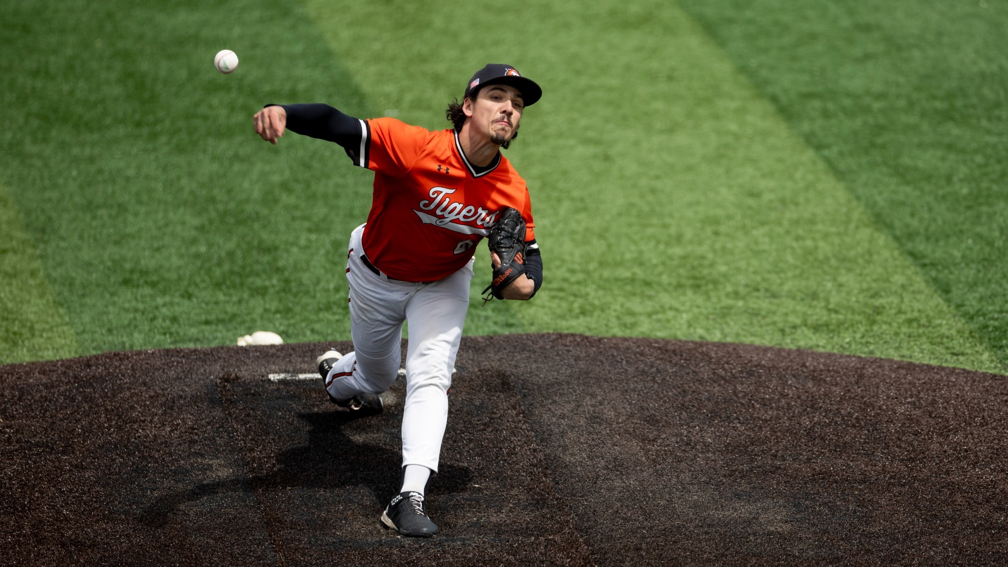 RIT's Dylan Joseph, #22 pitches the ball on Saturday, May 2, 2026 at RIT Baseball Complex in Henrietta, N.Y. The RIT baseball team defeated Vassar 5-3 in the second game of the Liberty League Crossover series. (Rebecca Villagracia/RIT Sports Network)