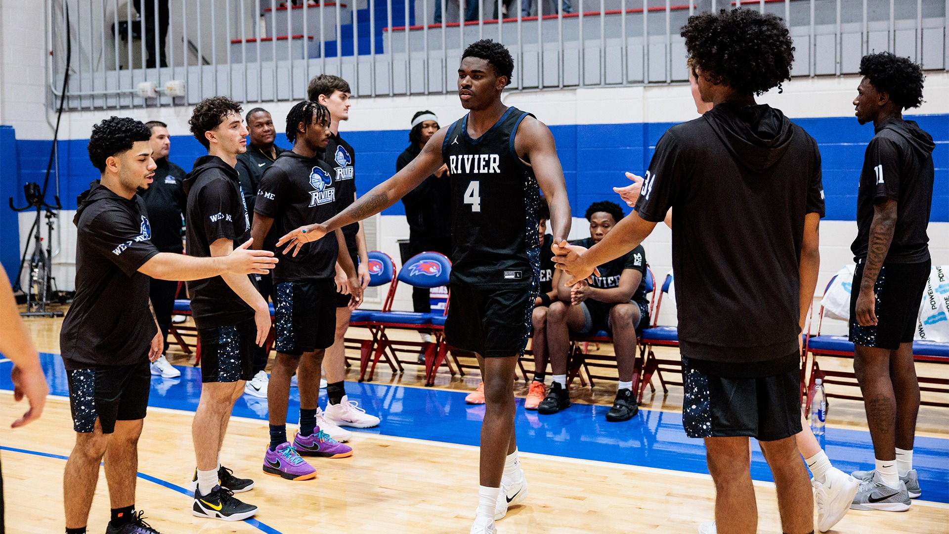 Jamari Williams starting lineup walk 