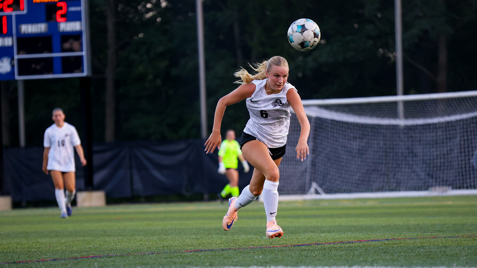 Bailey Gatchell Heading Ball