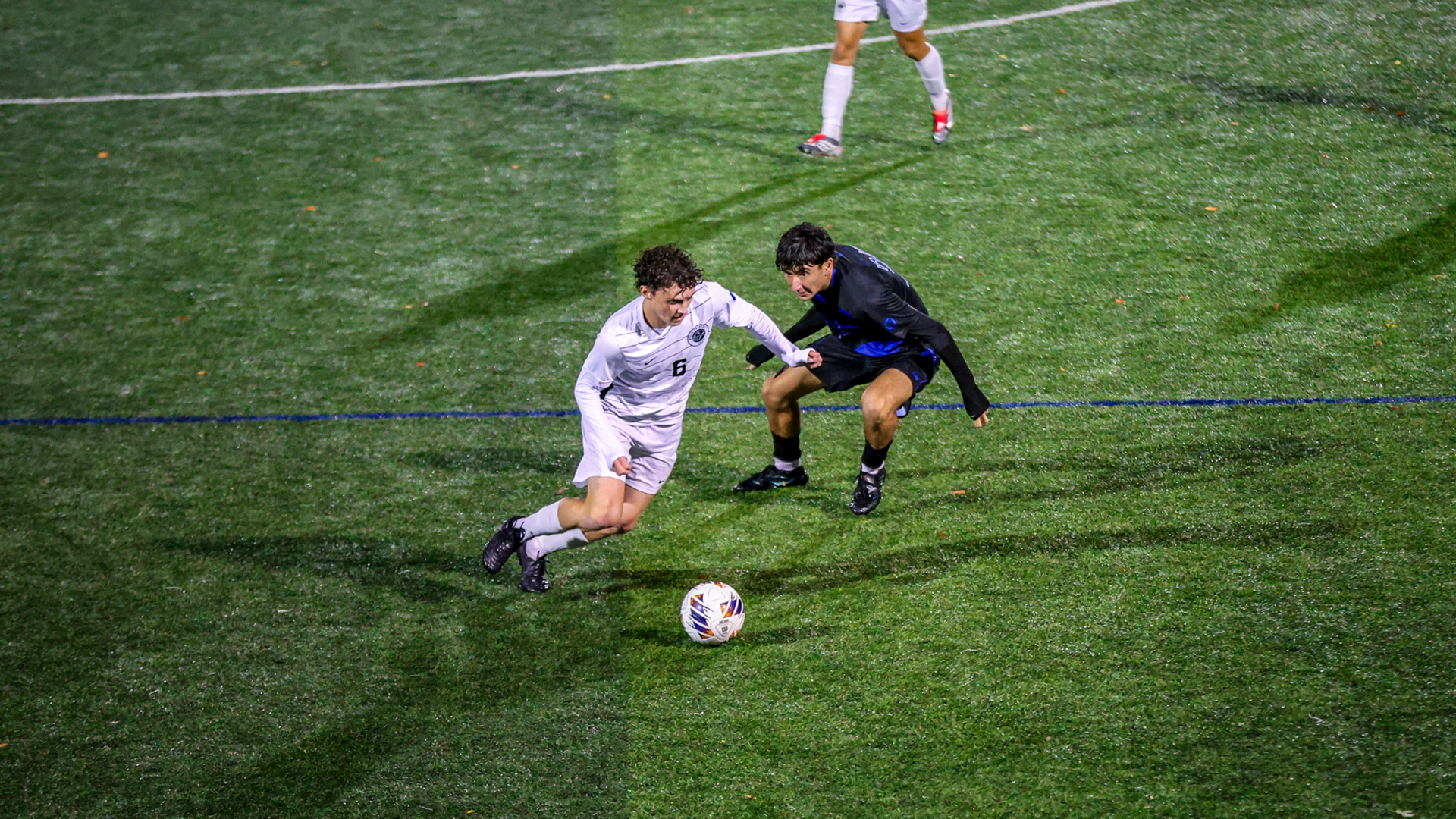 Kyle Clairmont battling