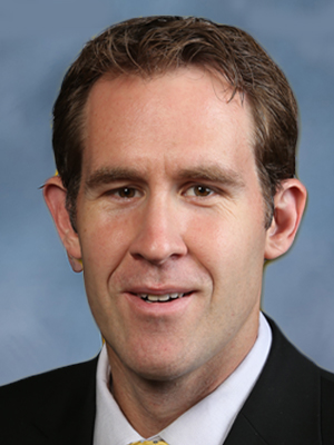 Matt Herr men's hockey coach