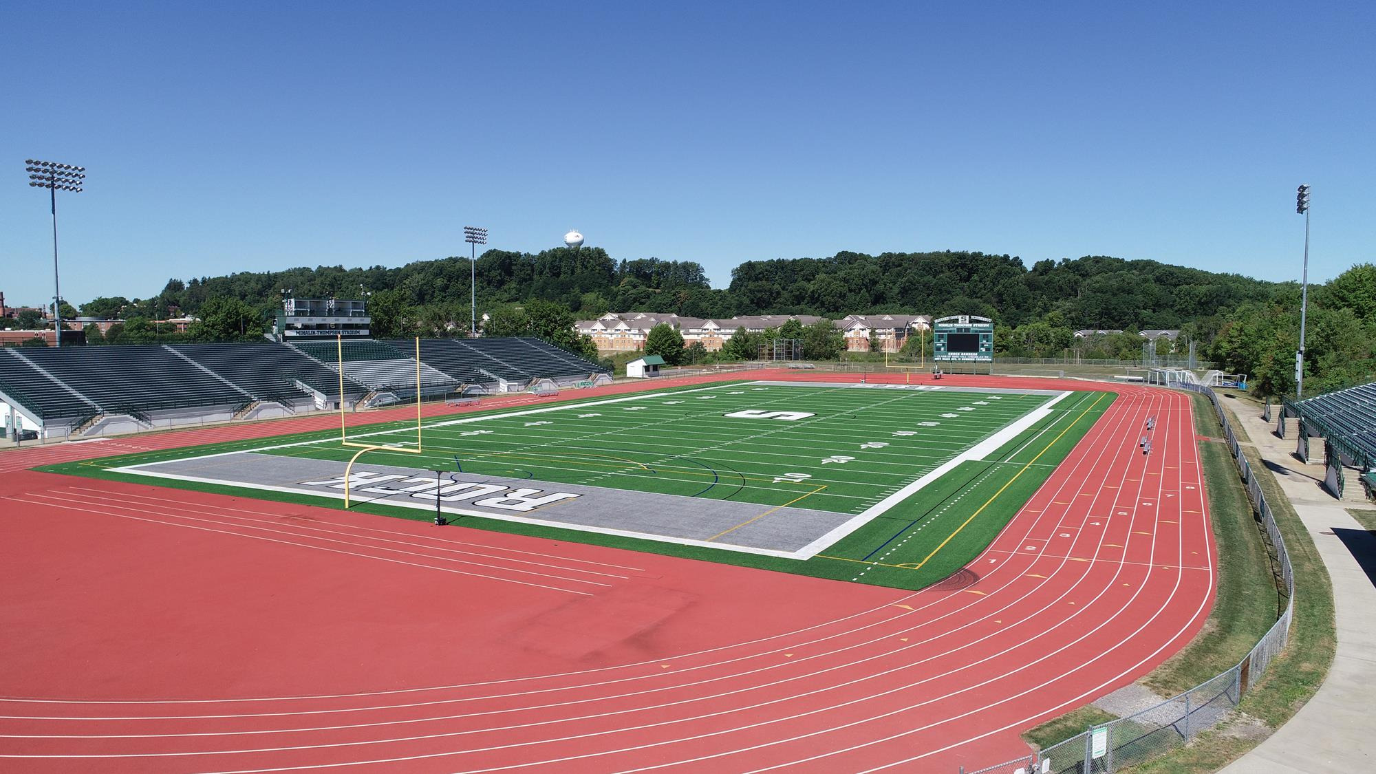 Lennox Track