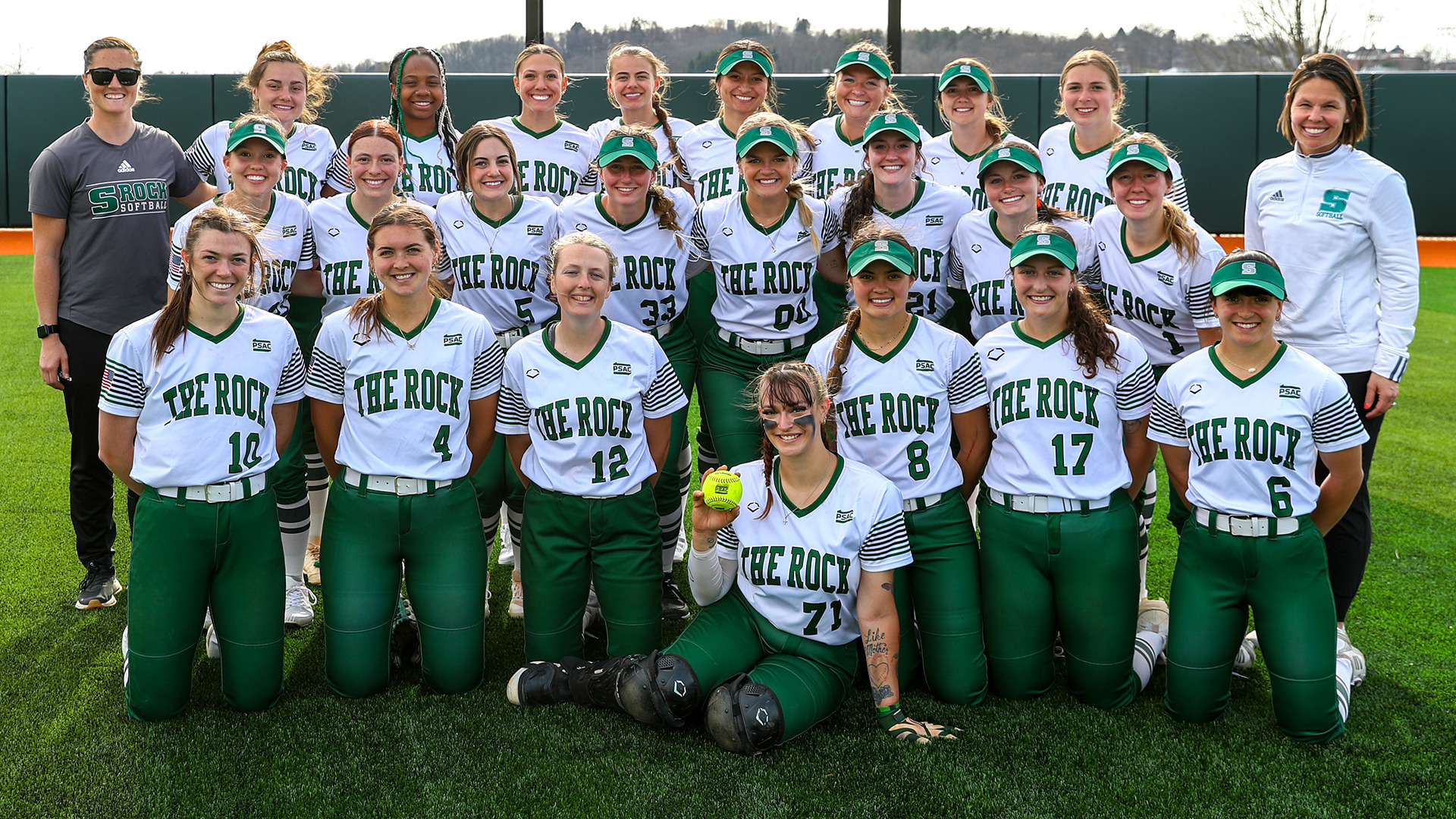 2025 Softball Team Photo