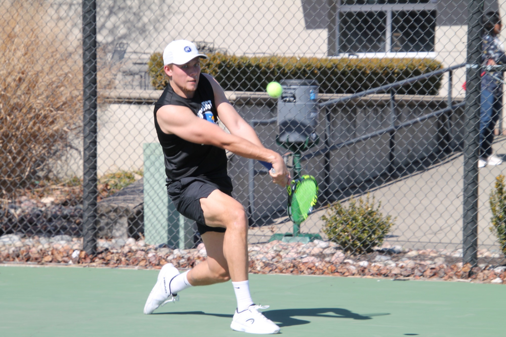 Alex Tikhonov backhand
