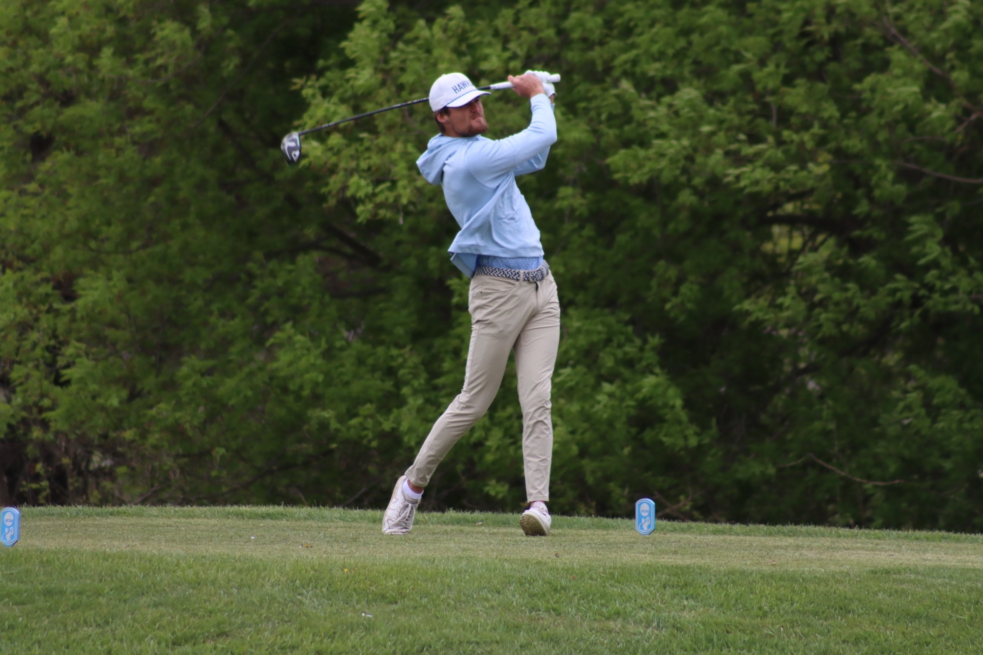 Kingston Solomon tee shot