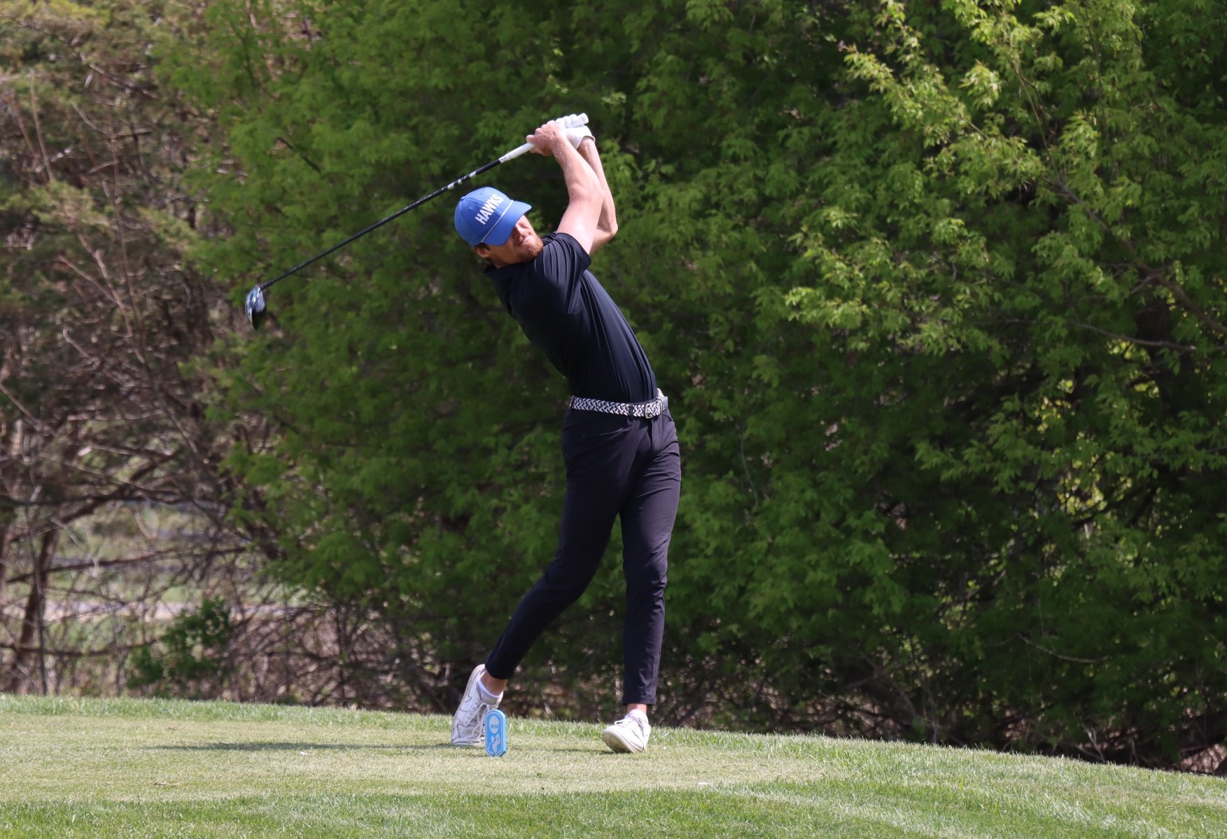 Kingston Solomon tee shot