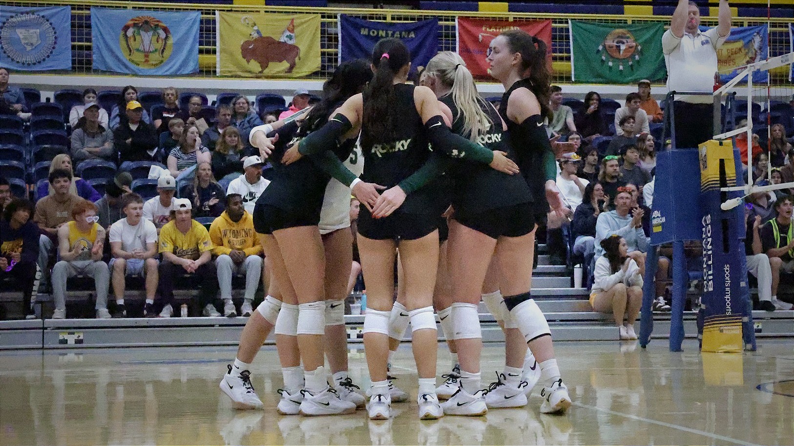 VB Huddle at MSUB