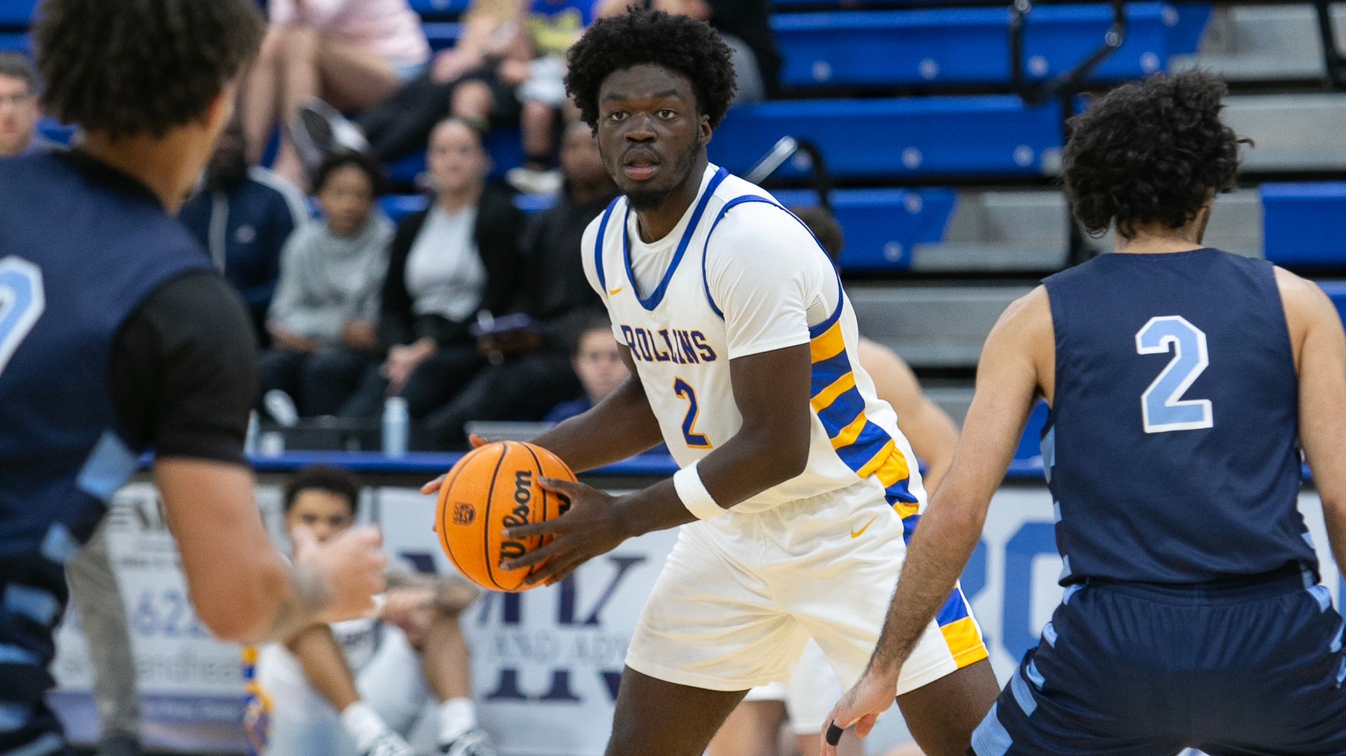 MBKB Jah Nze looking to pass