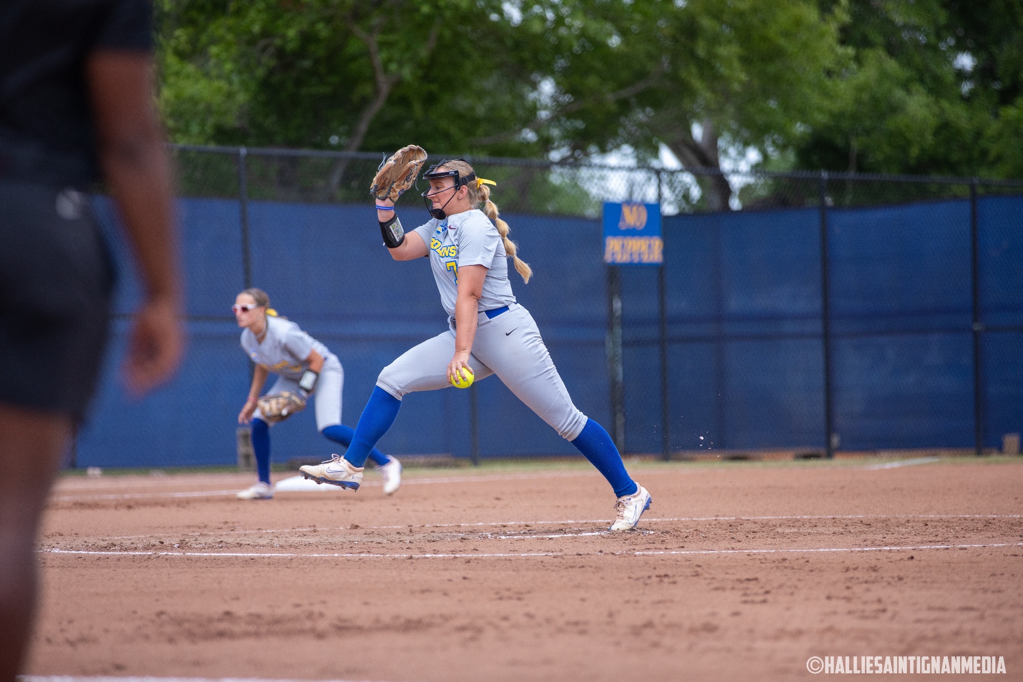 Emily MacMullen pitching