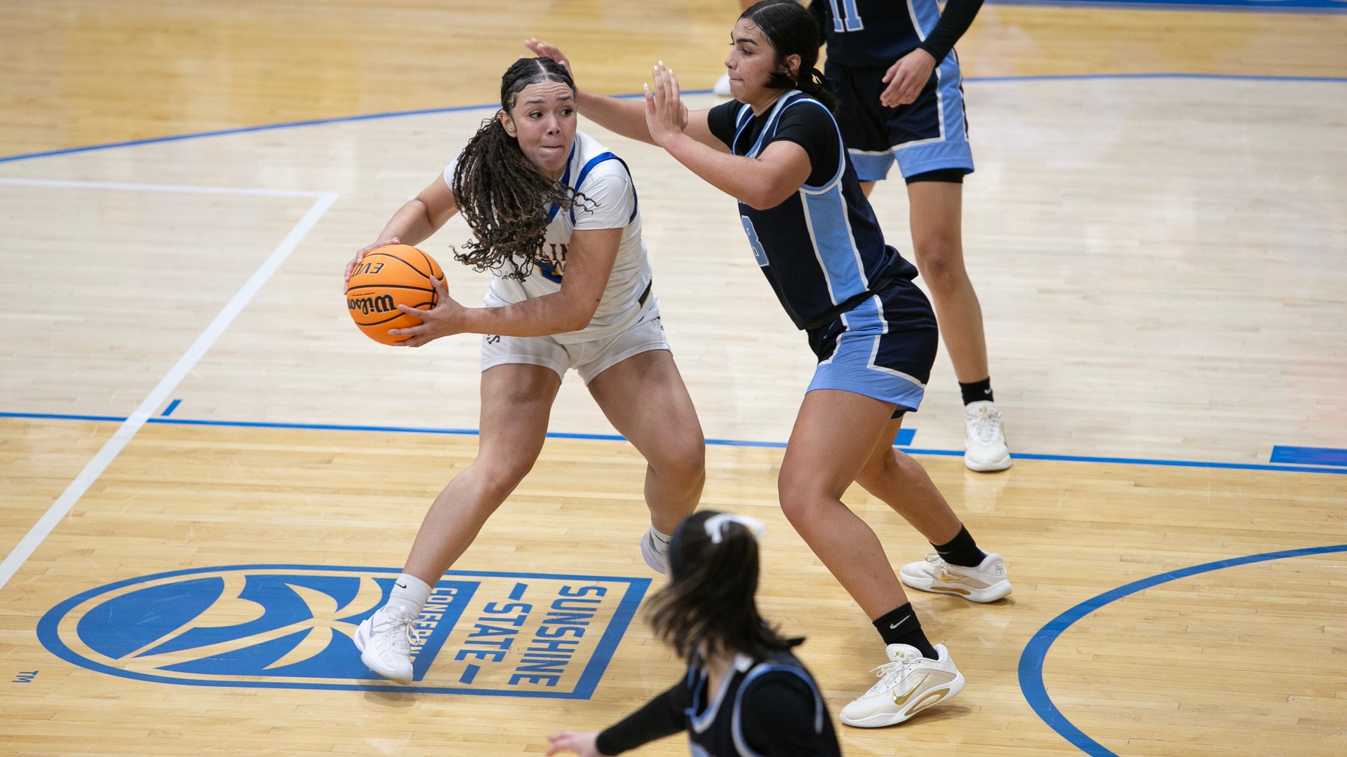 Escribano in the Paint