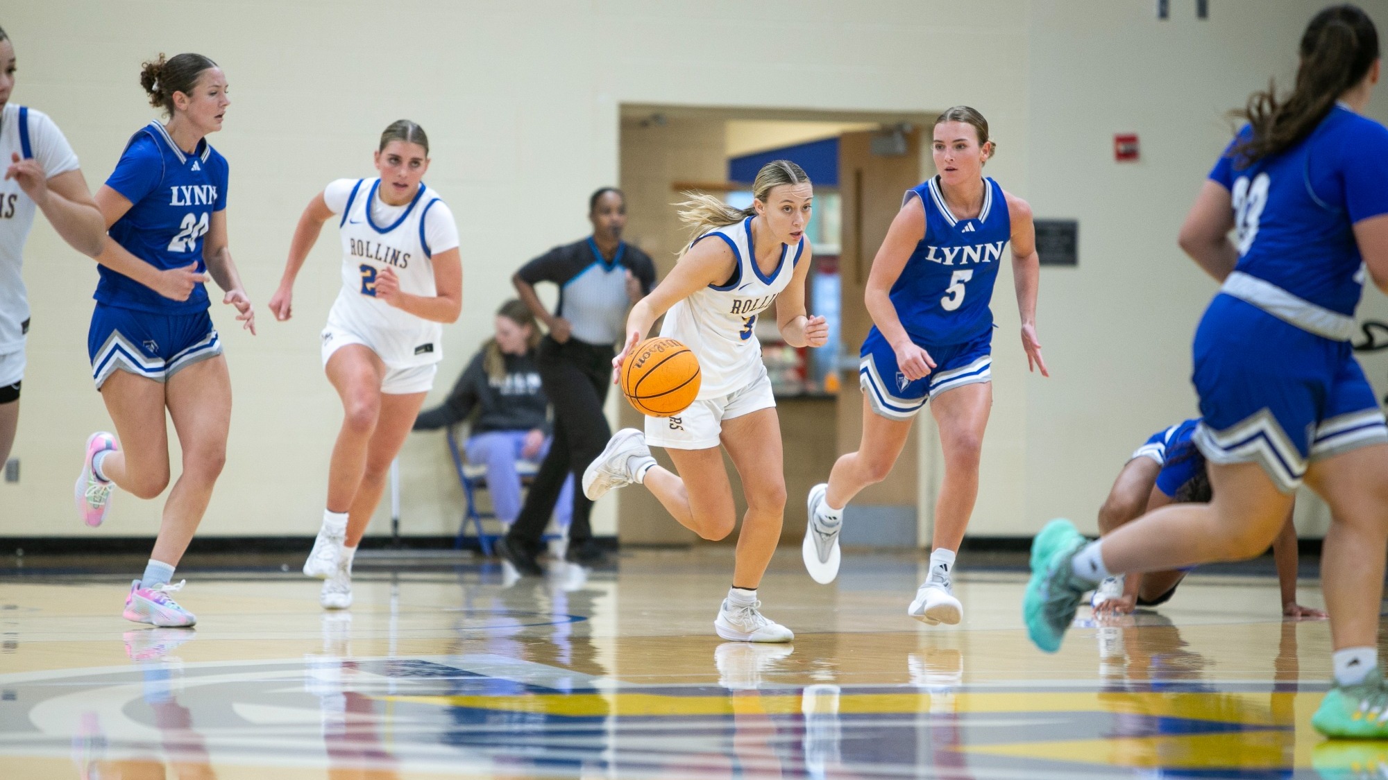 Claire Fast Break Dribble