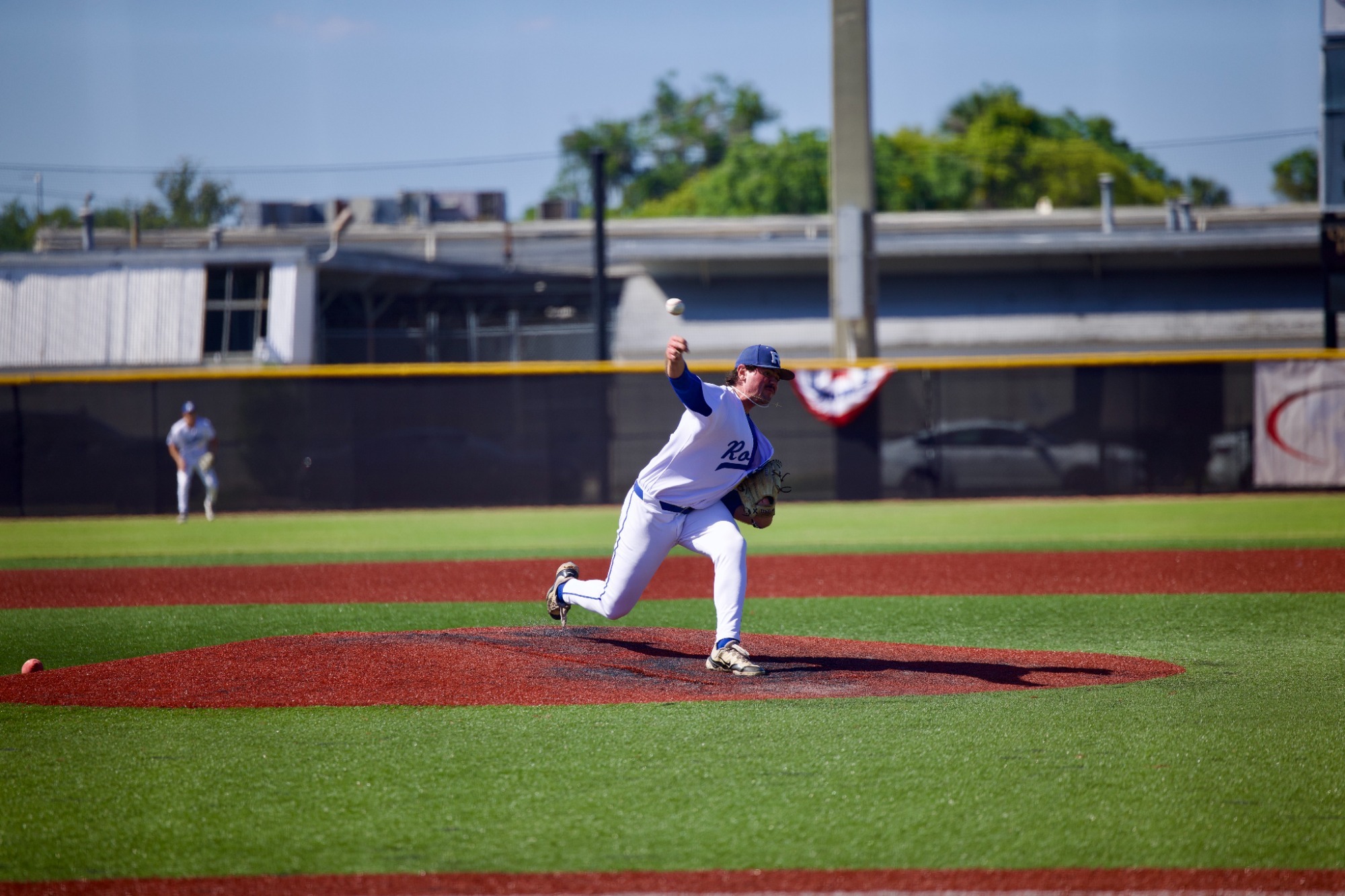 BASE Robert Ogg pitching
