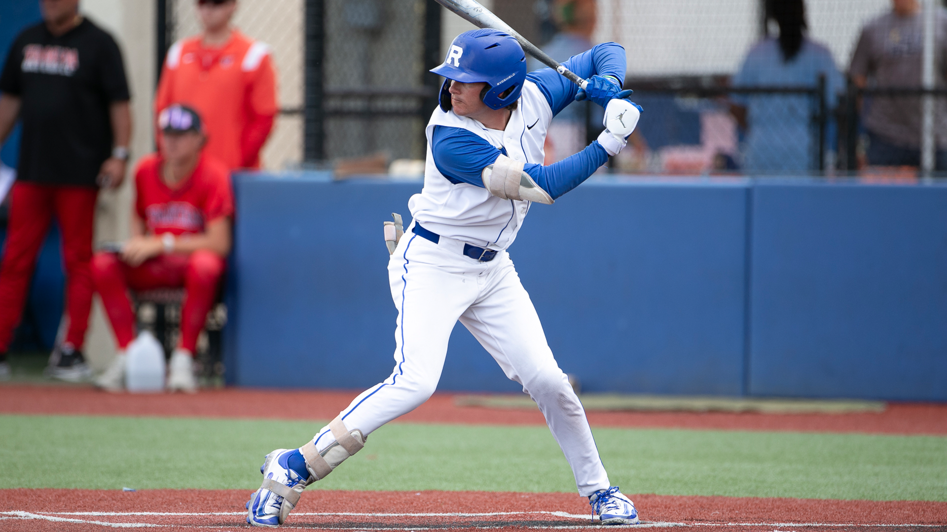 BASE Connor O'Sullivan hitting