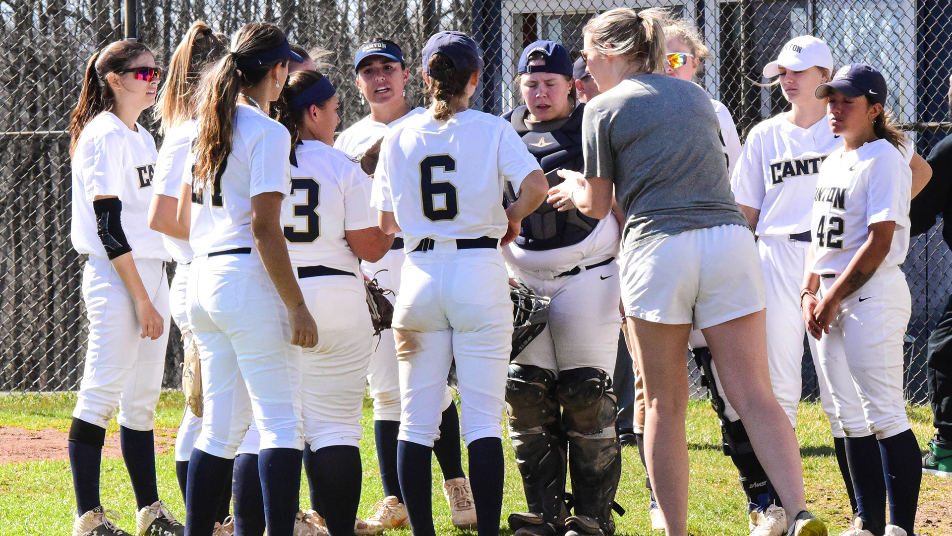 Softball Completes Season Sweep of Potsdam with 42 & 76 Wins SUNY
