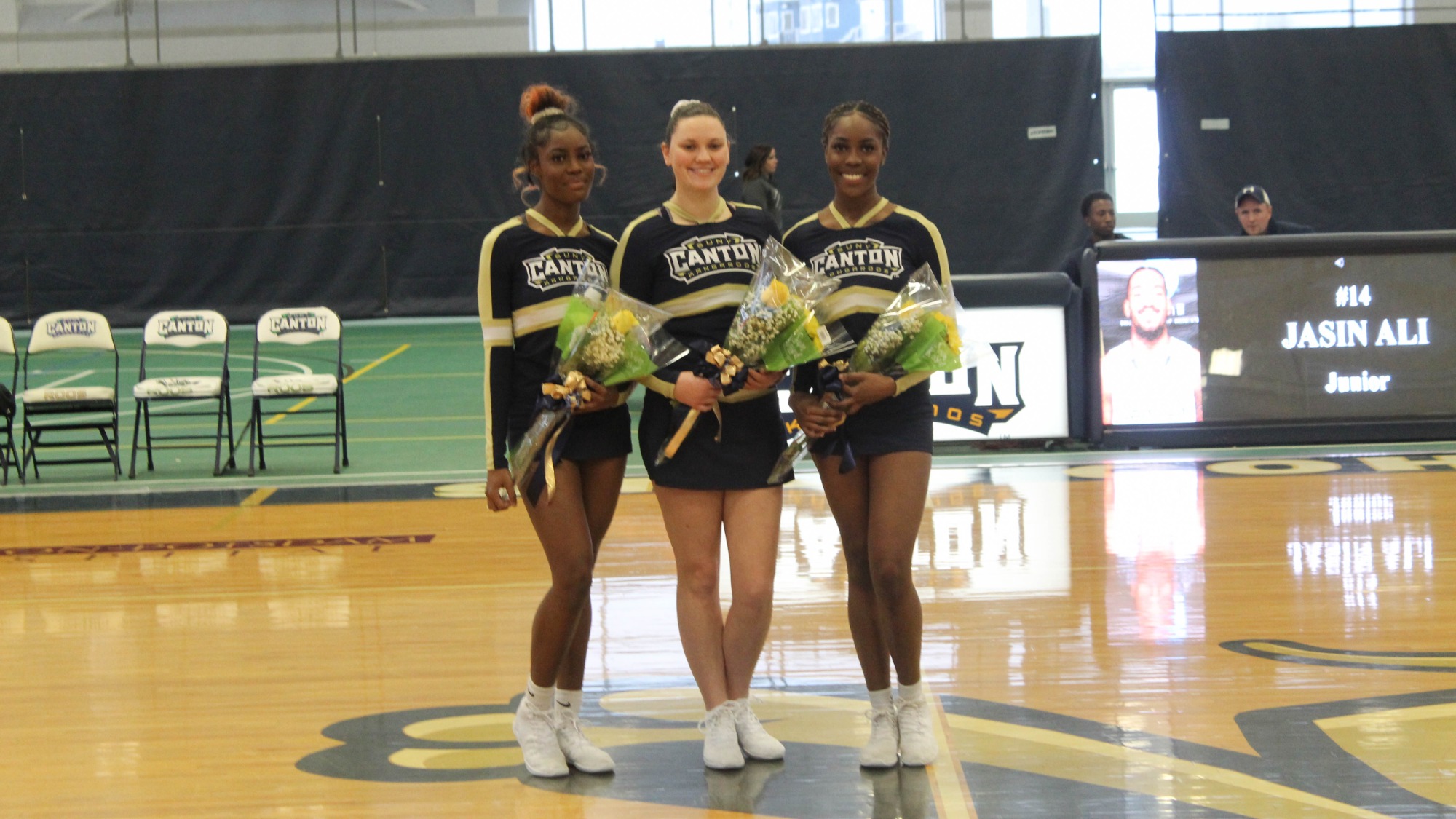 2023 Cheerleading Seniors