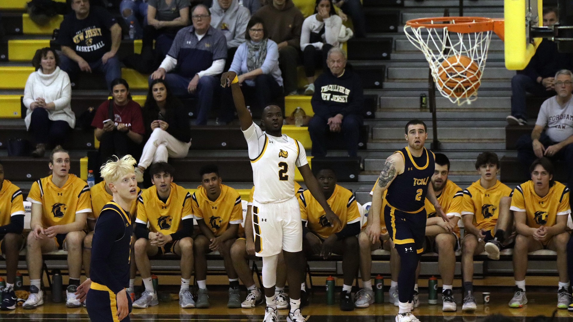 Ross and Noel Pace Men's Basketball to 96 83 Win over TCNJ in NJAC Semifinals Rowan