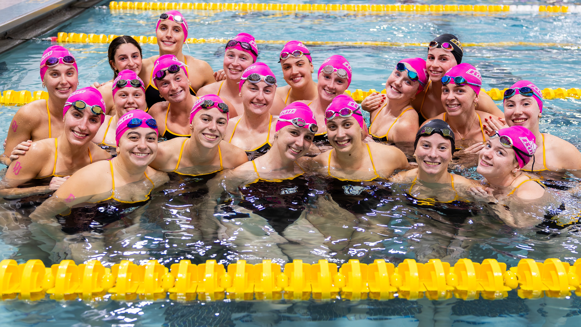 WSwimTeam2627