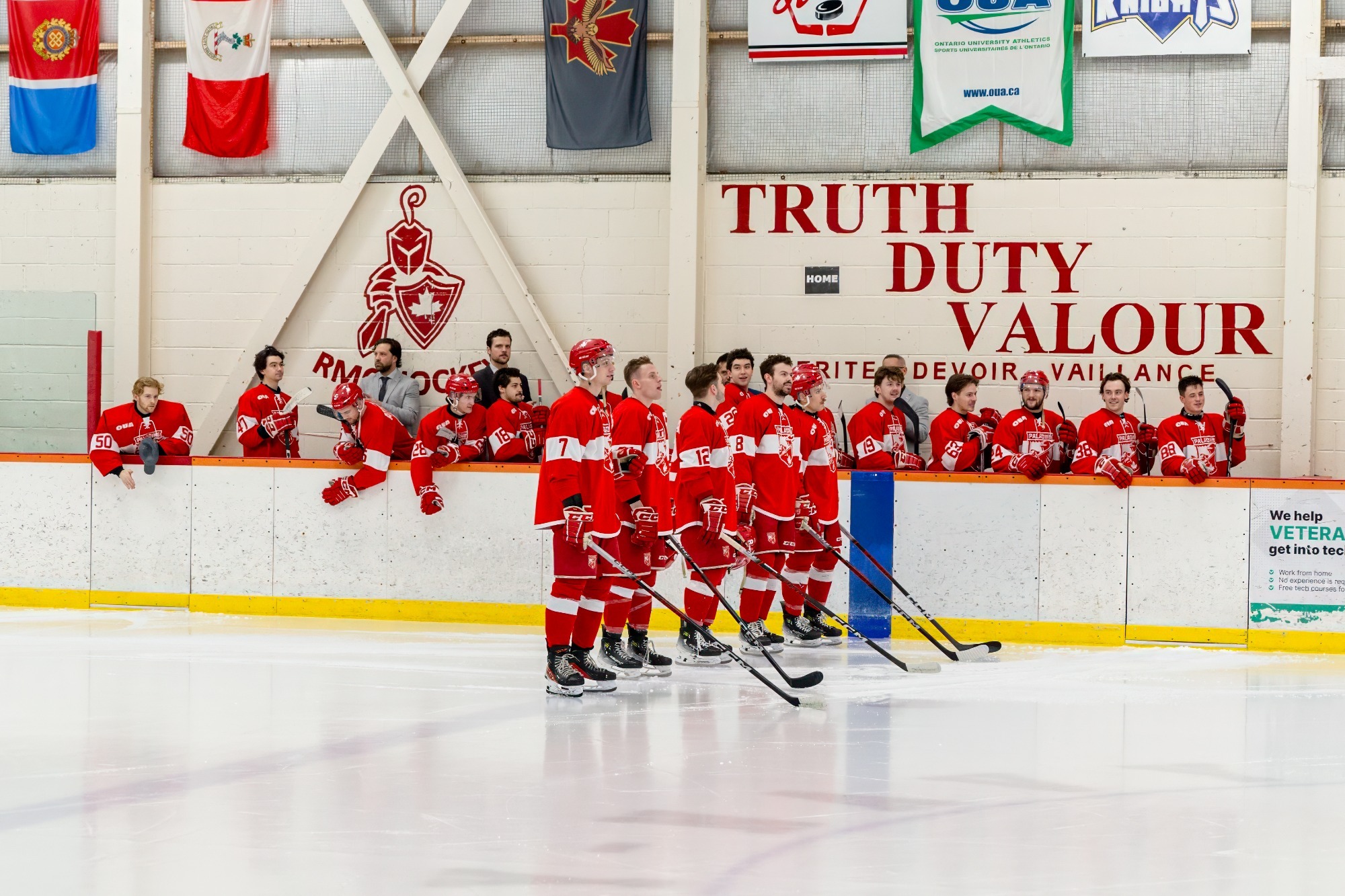 Men's Hockey Bench