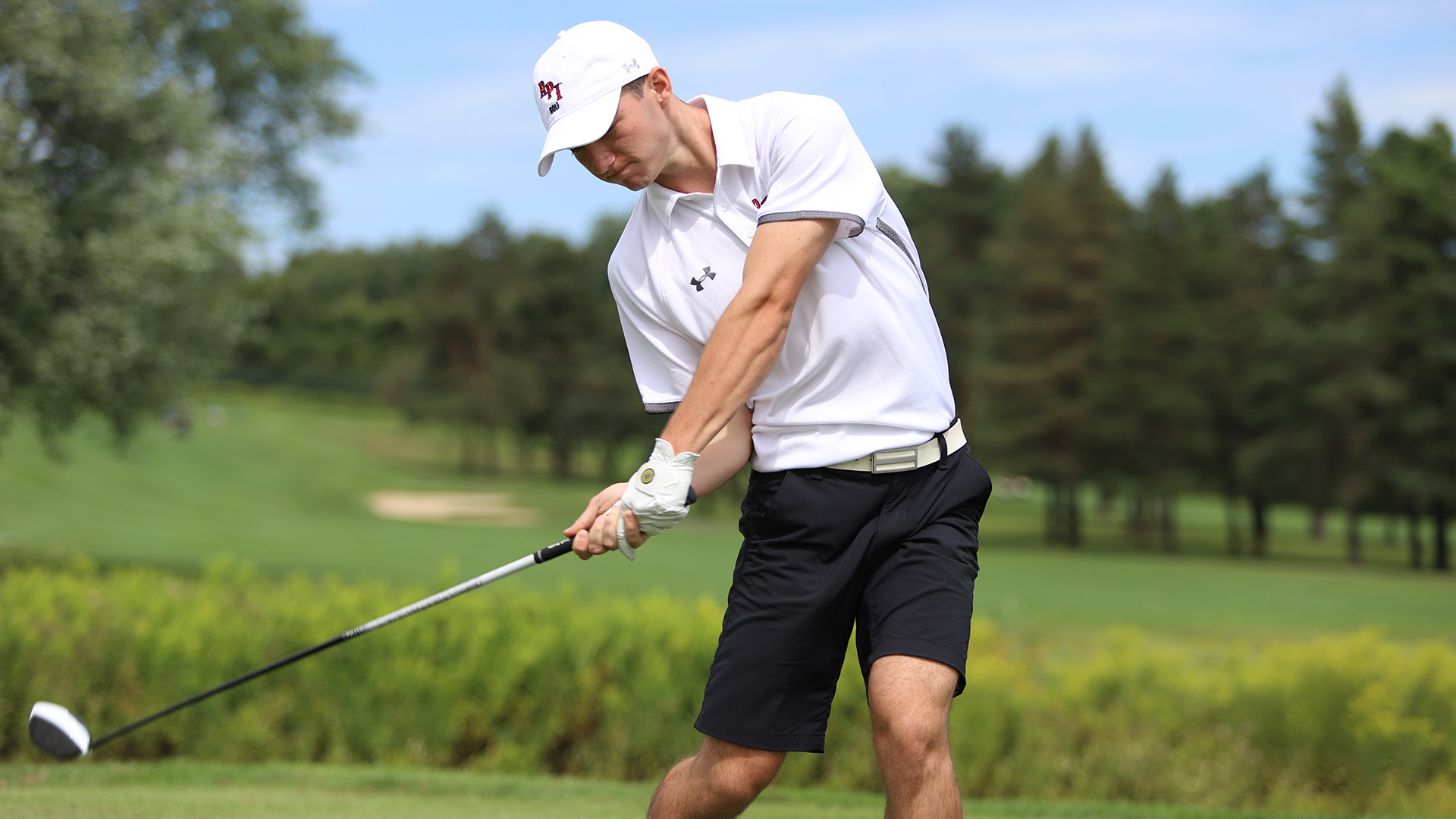 Golf Leads SJF Tournament After Day 1 Rensselaer Polytechnic