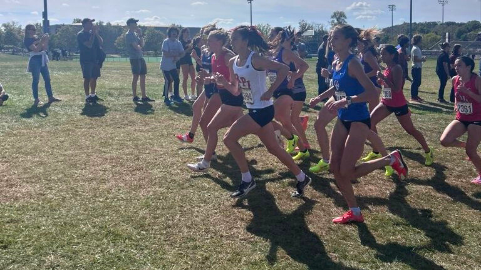 The 2025 RPI Women's Cross Country team