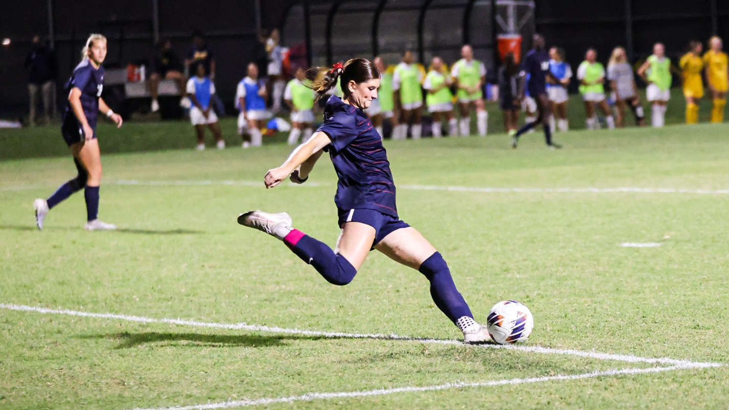 Kelsey Hogan vs. UCO