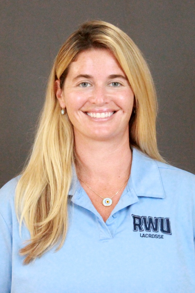Amanda Magee Headshot