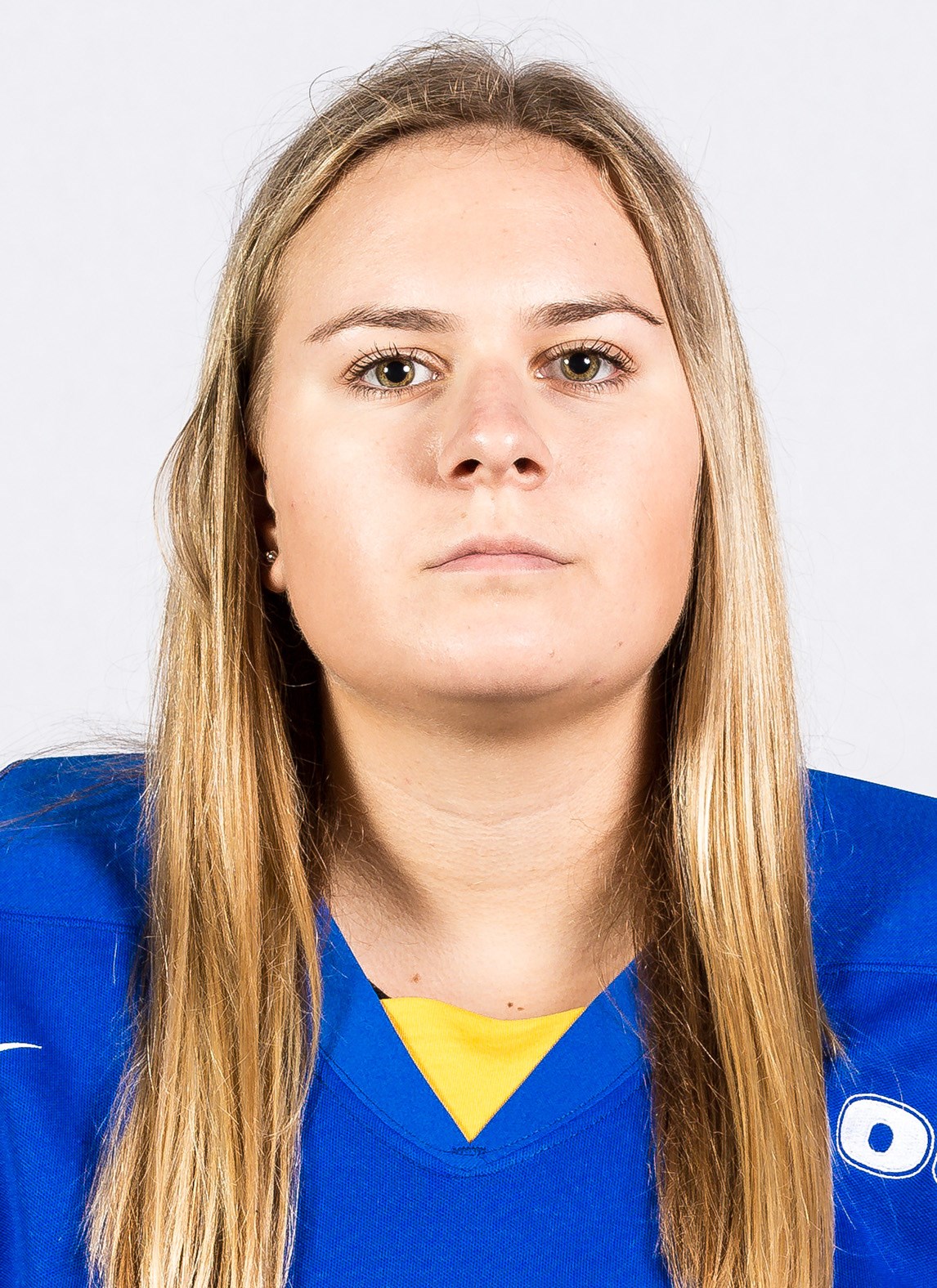 Elexa Pakozdy head shot