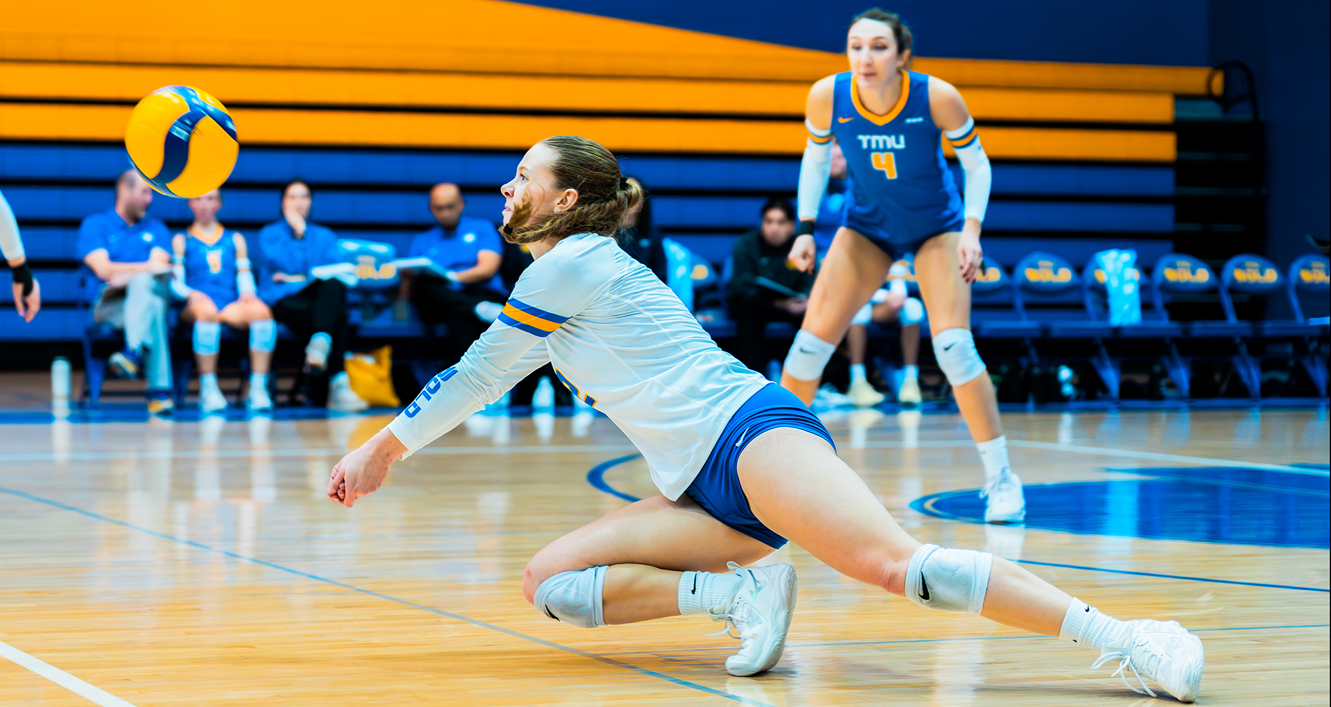 TMU Bold libero Livia Davenport defends against the Ottawa Gee-Gees attack. 