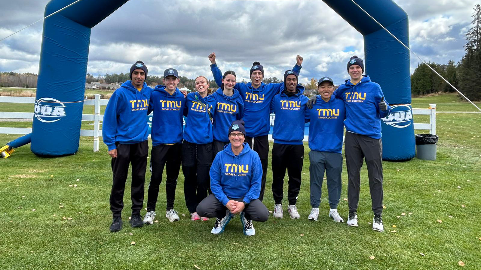 Team photo of the 2024-25 Cross Country Team