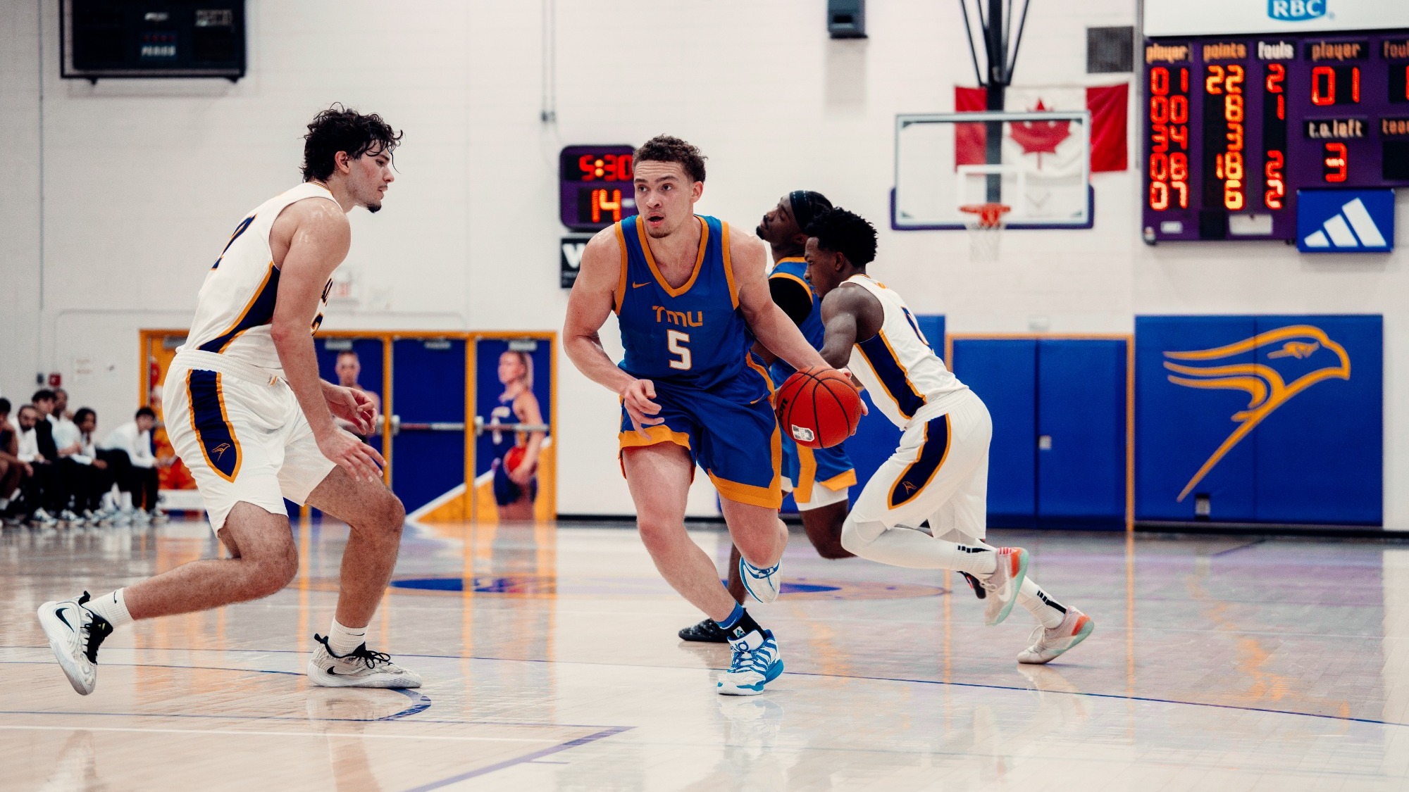 Bold forward Ares Culley-Bremner drives to the rim