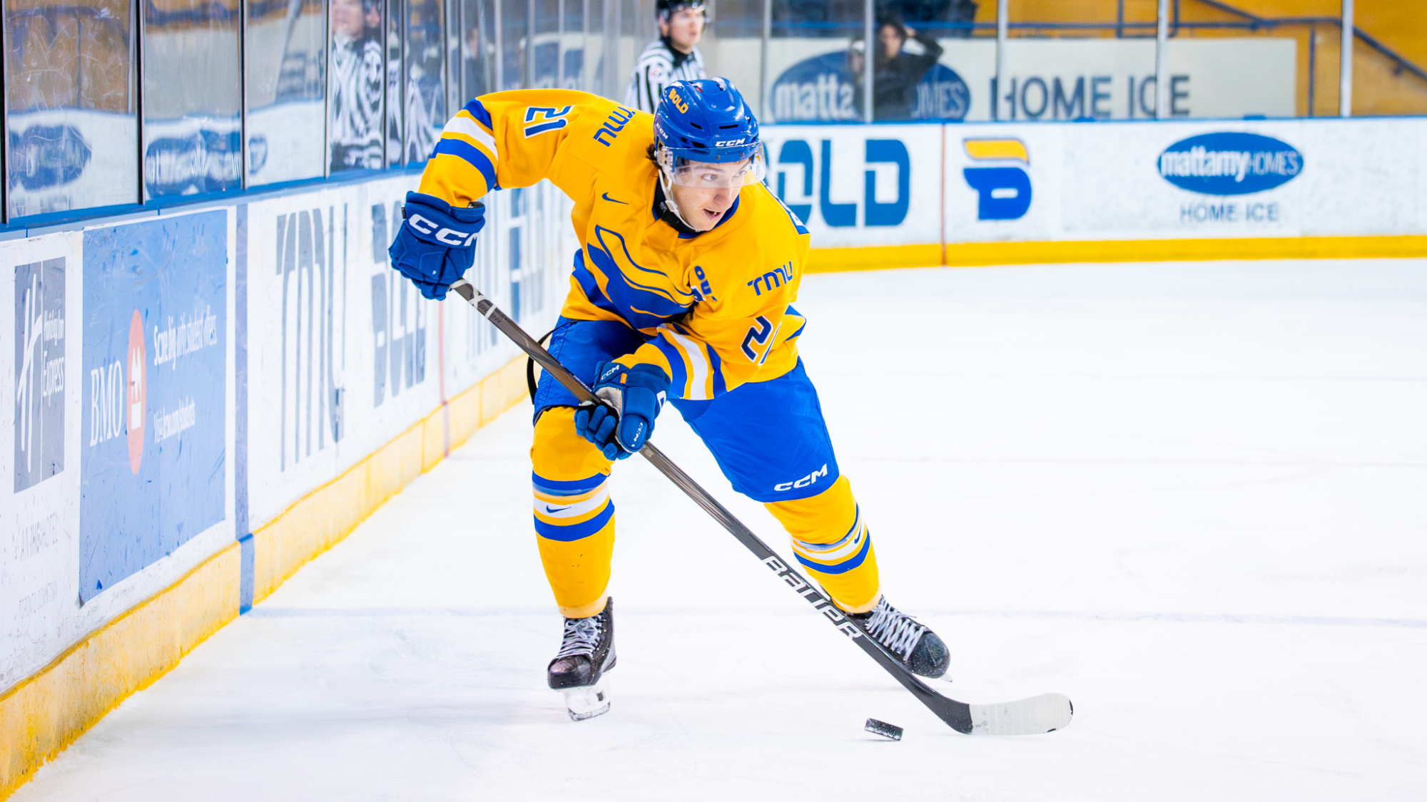 Will Portokalis skates with the puck