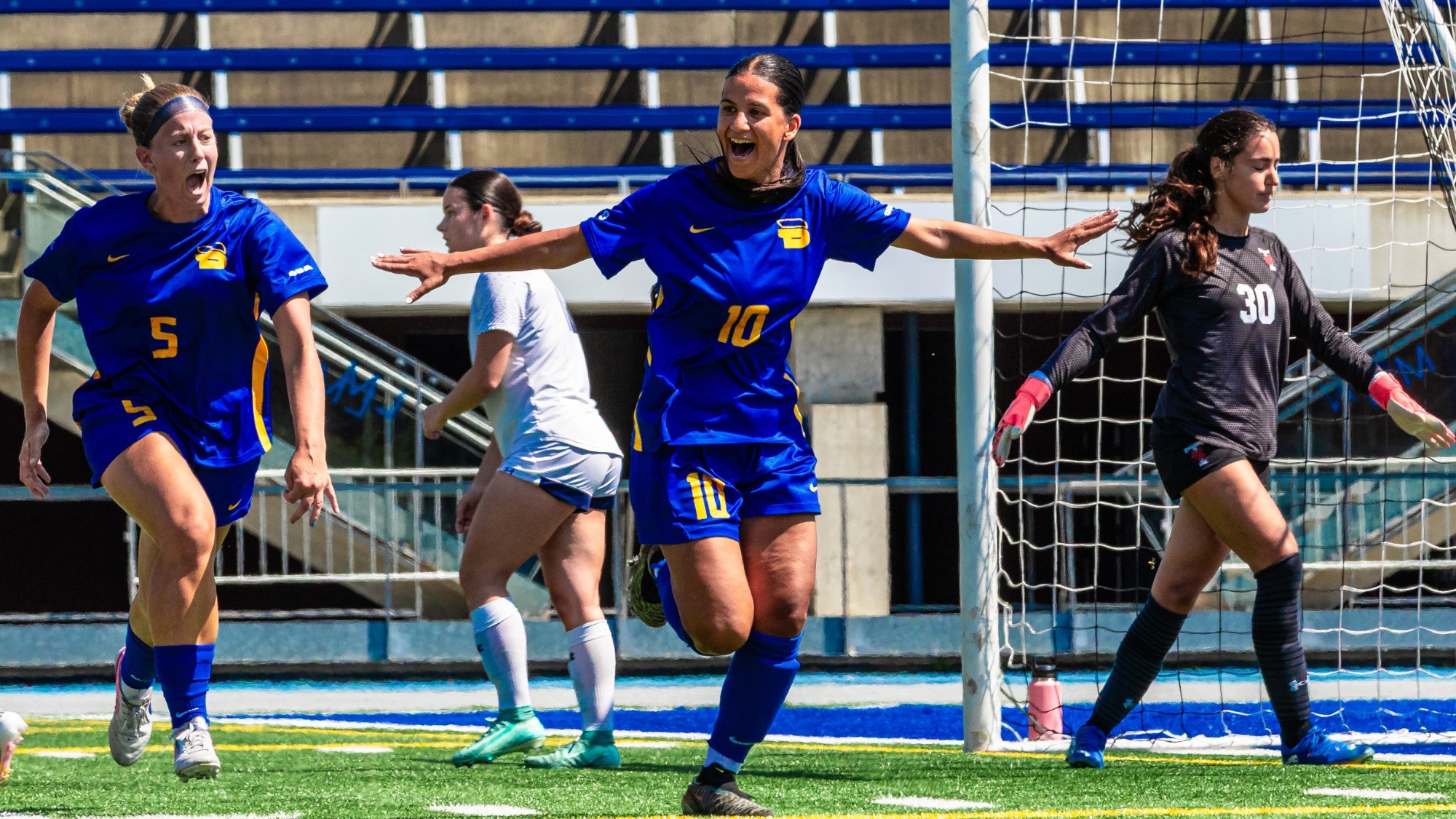 Mera Saleh celebrating goal against U of T