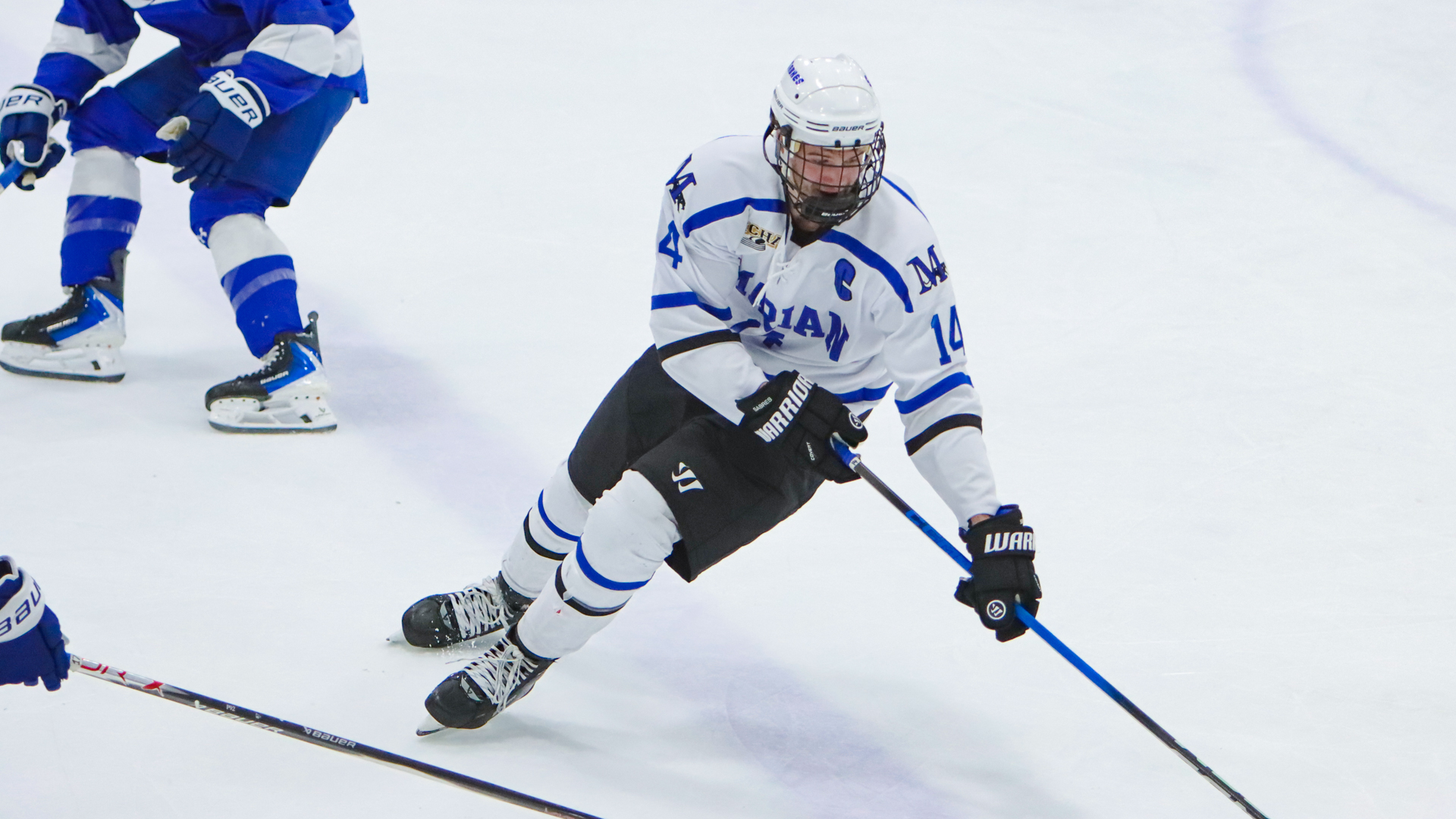 Marian NCAA men's hockey vs. Dubuque (Nov. 22, 2025)