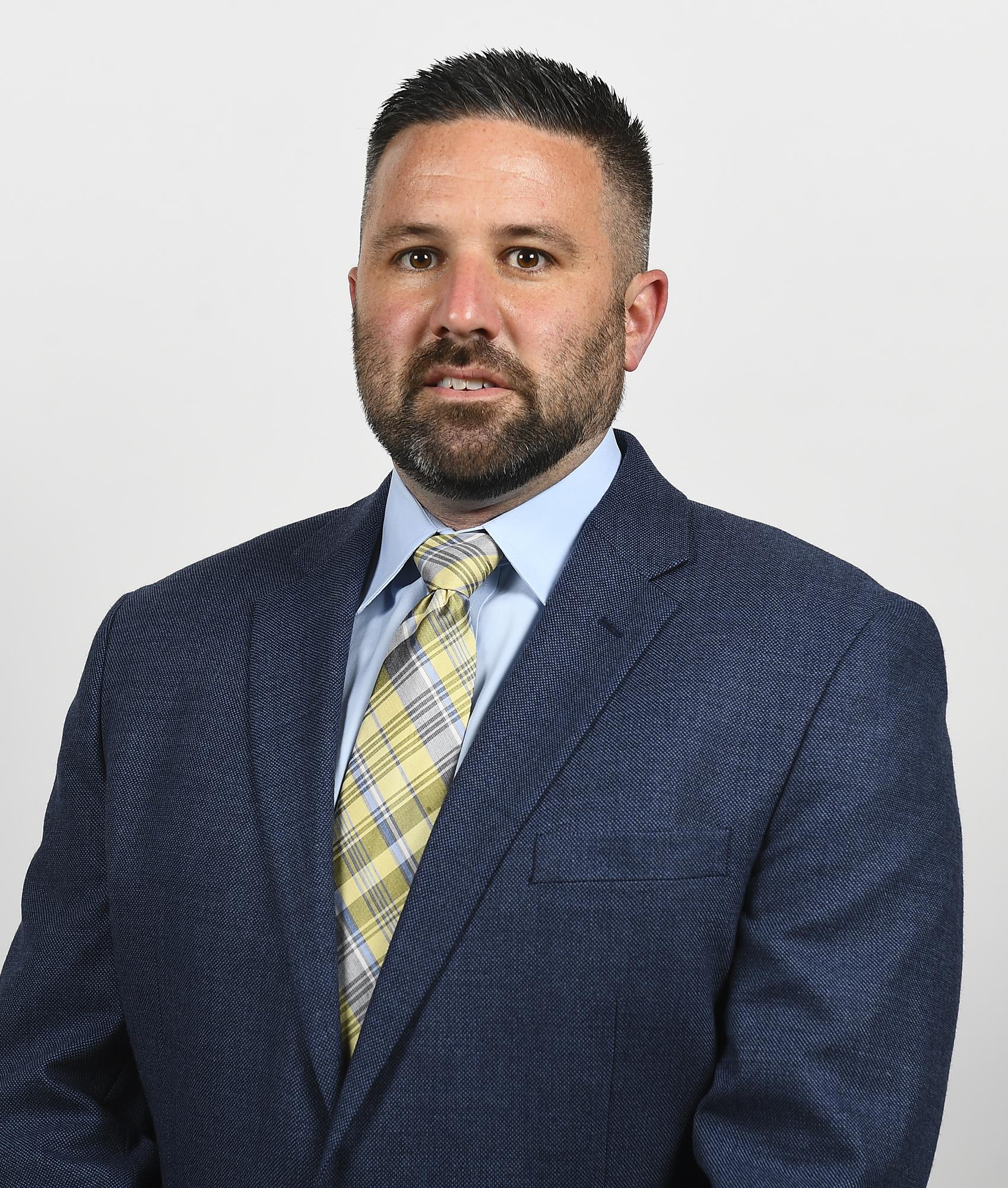 Kyle Steinway Headshot