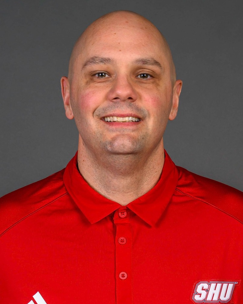 Fee Head Shot