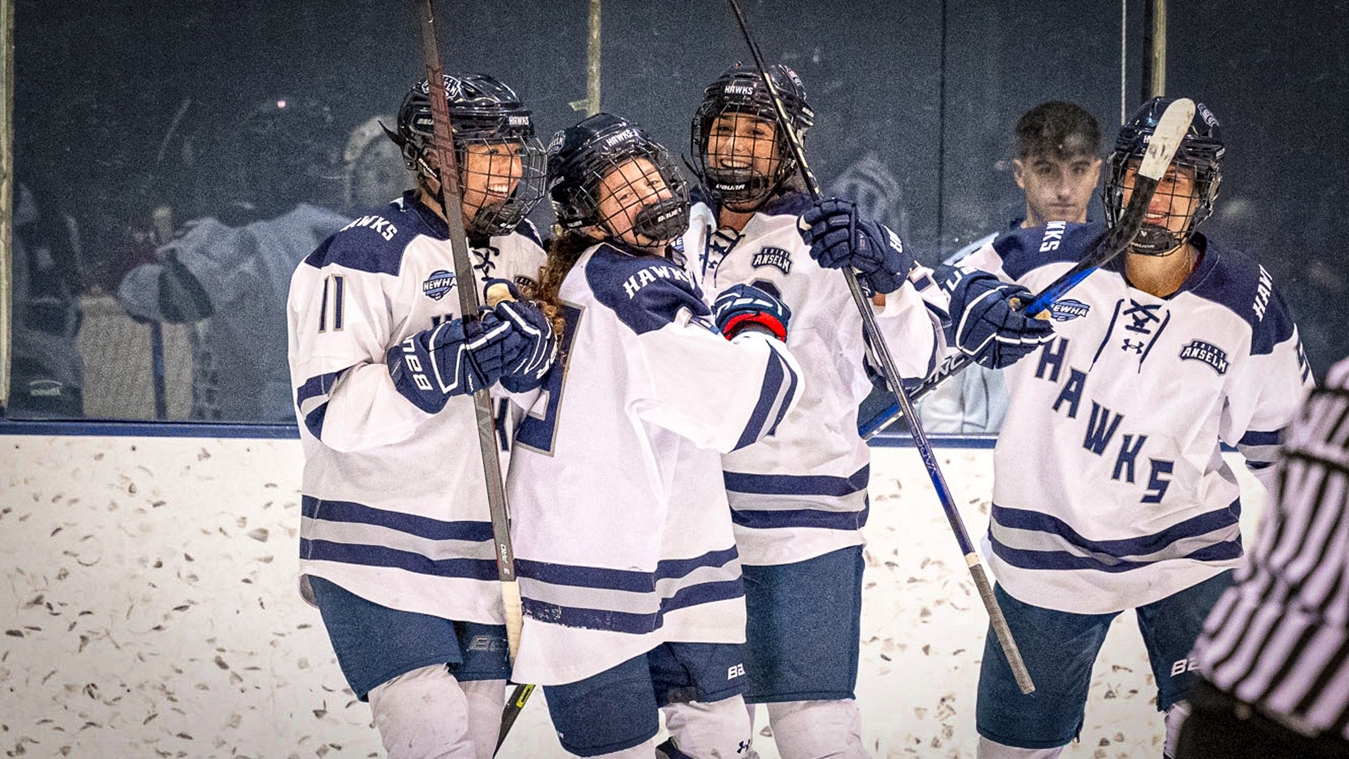 Women's Ice Hockey Pick up First Conference Win Over Assumption Saint
