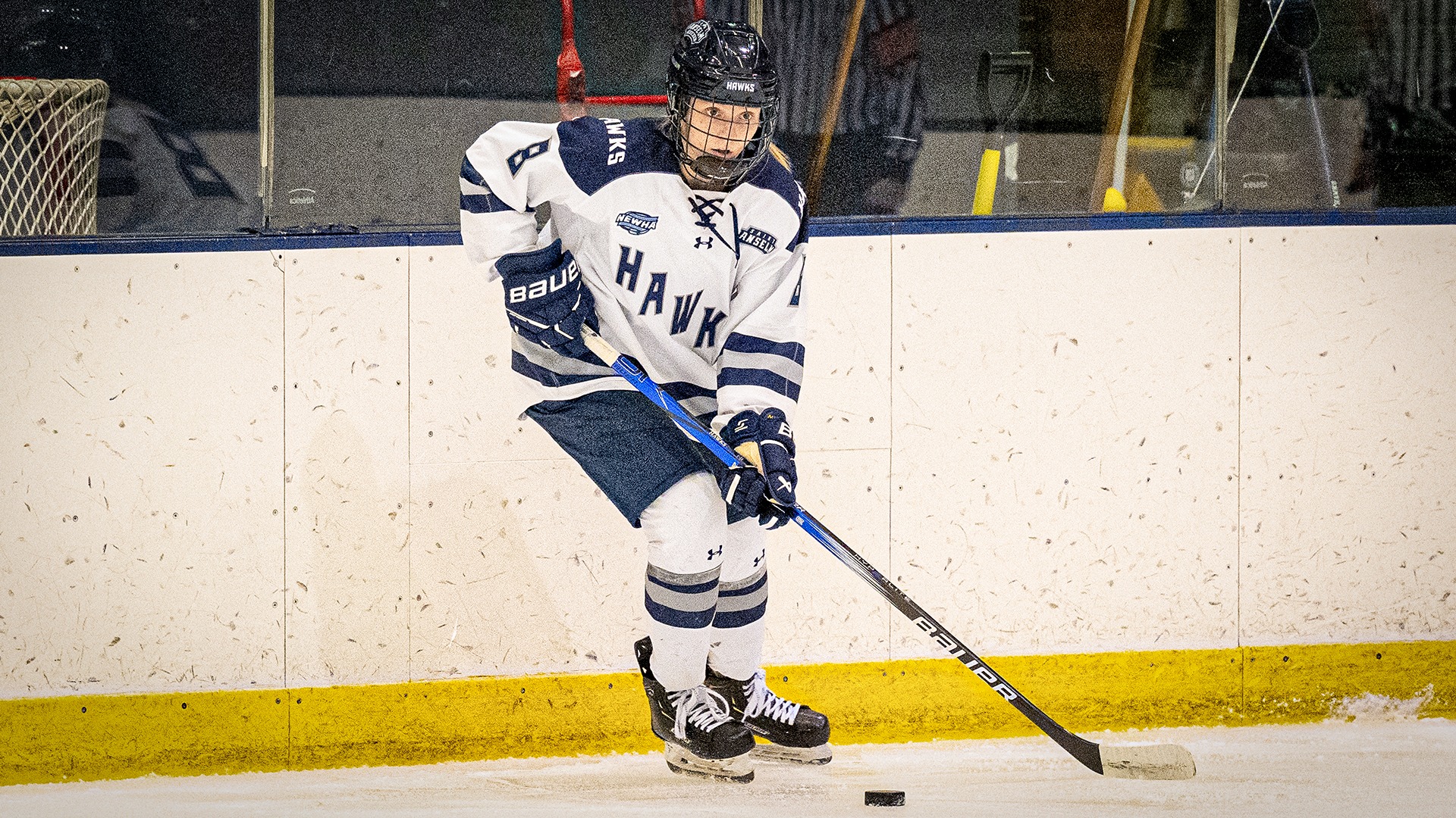 Women's Ice Hockey Takes Down Assumption University, 62 Saint Anselm College