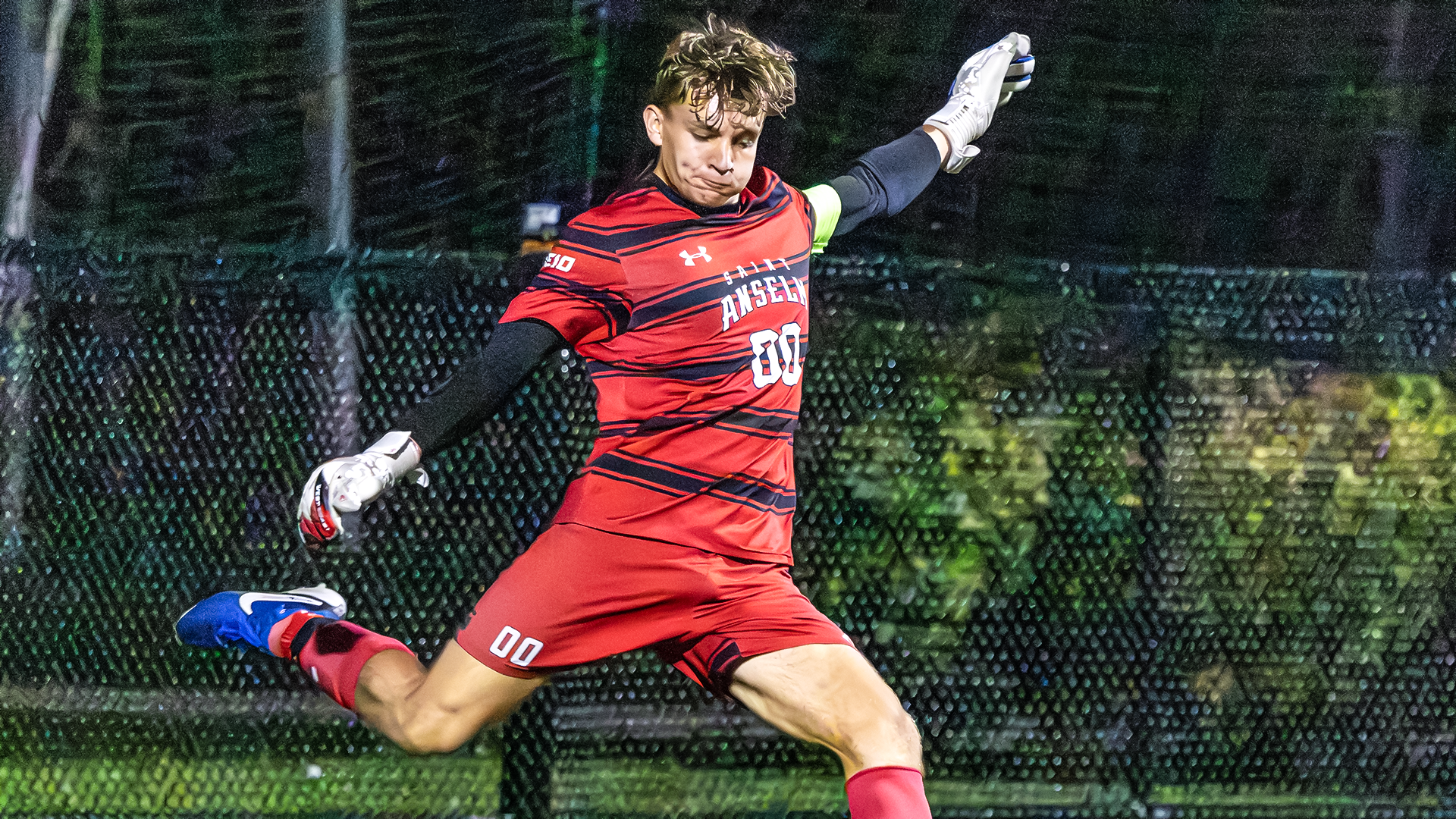 David Hood kicking the ball at Assumption