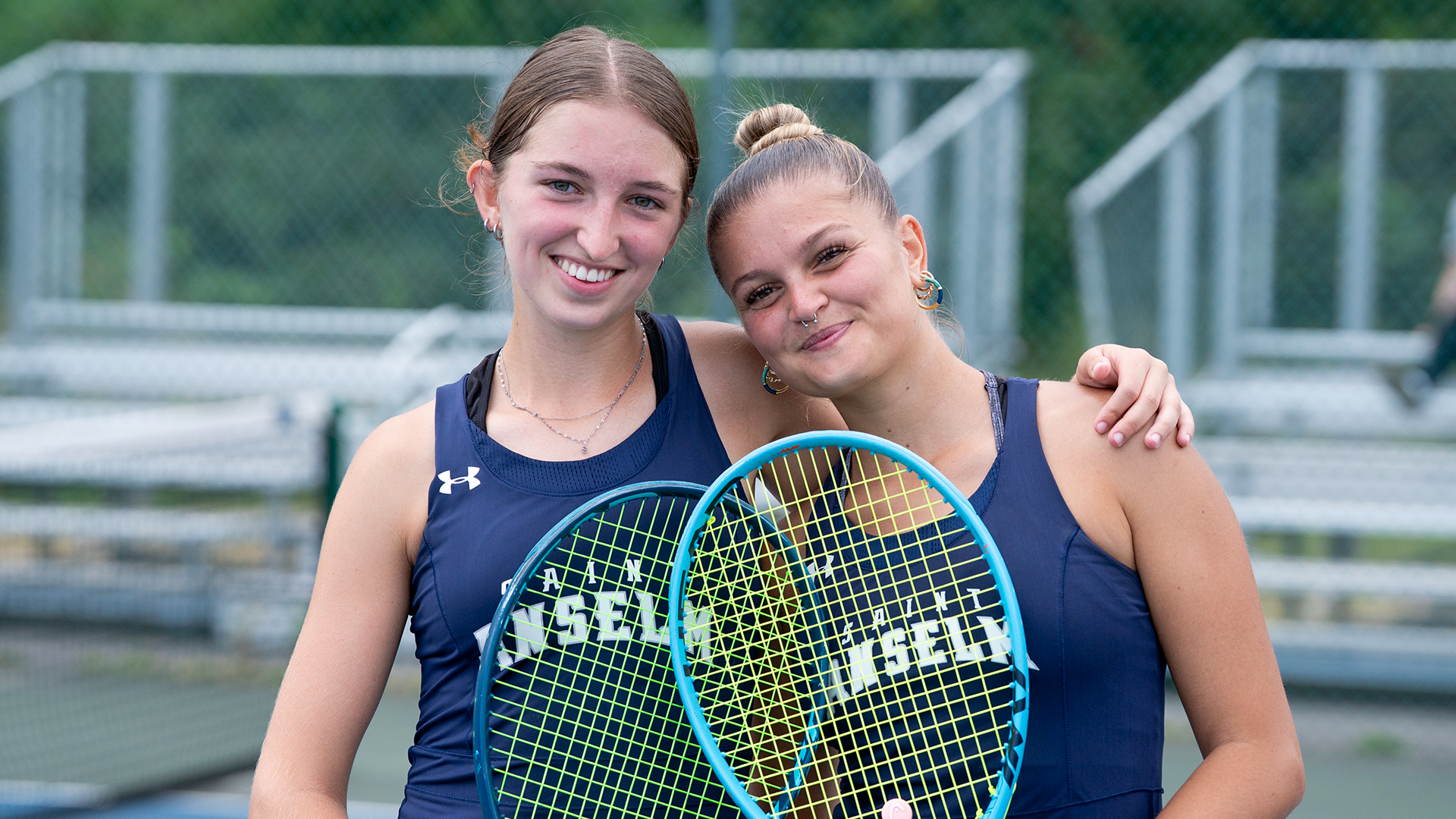 Garbo and Gonzalez Ramos post for photo