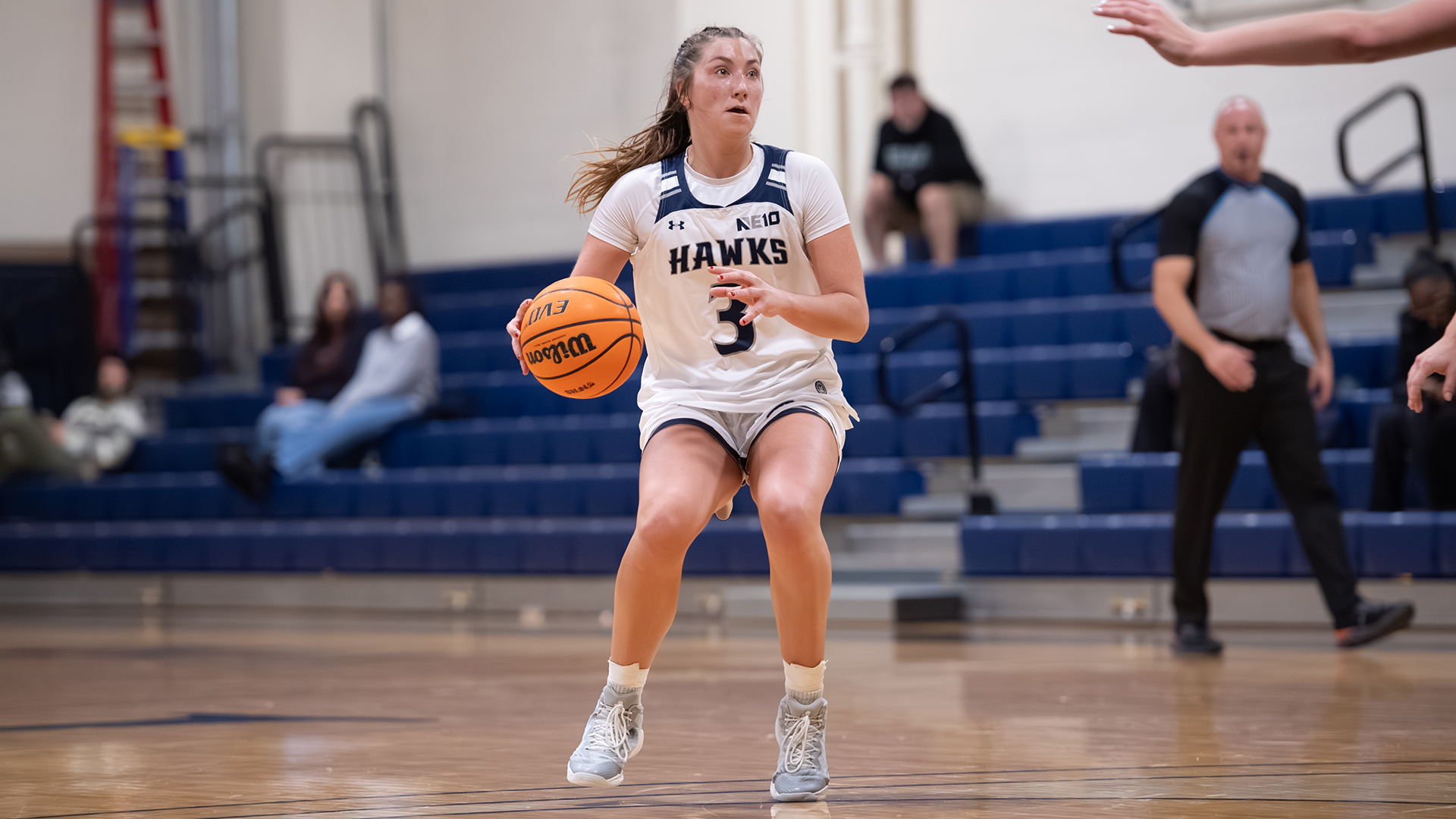 Elise MacNair action photo