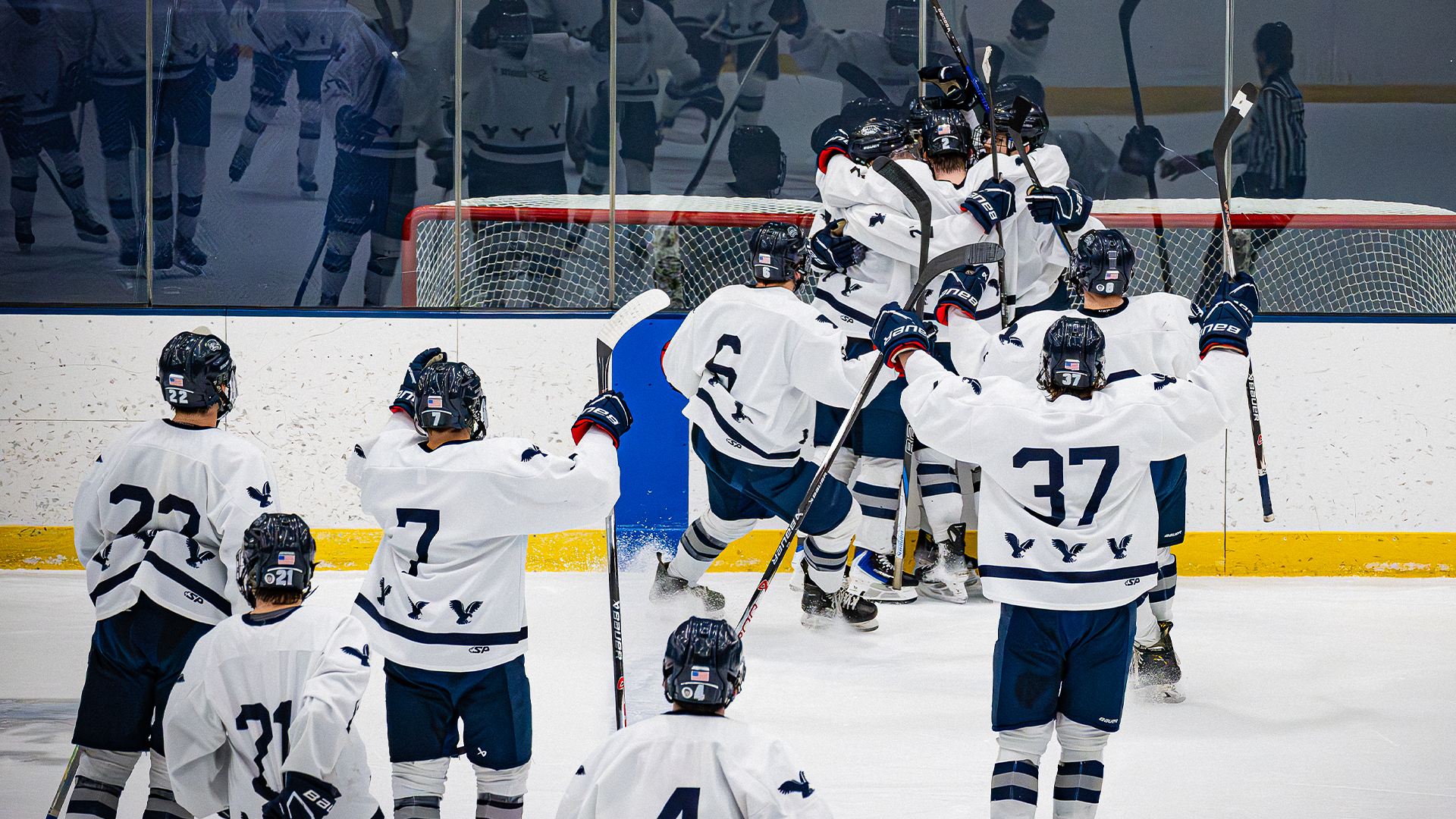 Team celebrated Manning's game-winning goal