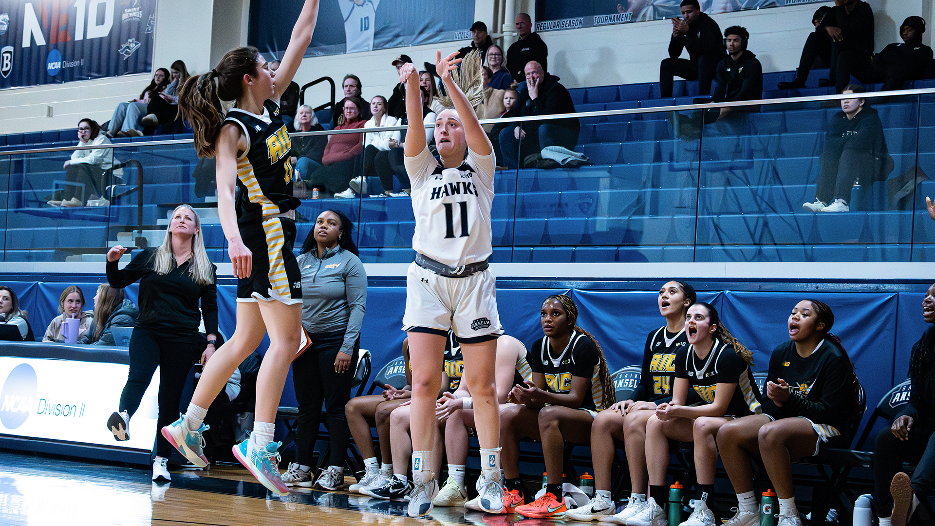 Anna Nelson action shot vs AIC