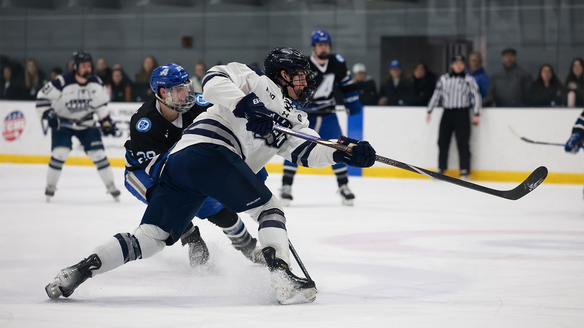 Nolan King takes shot