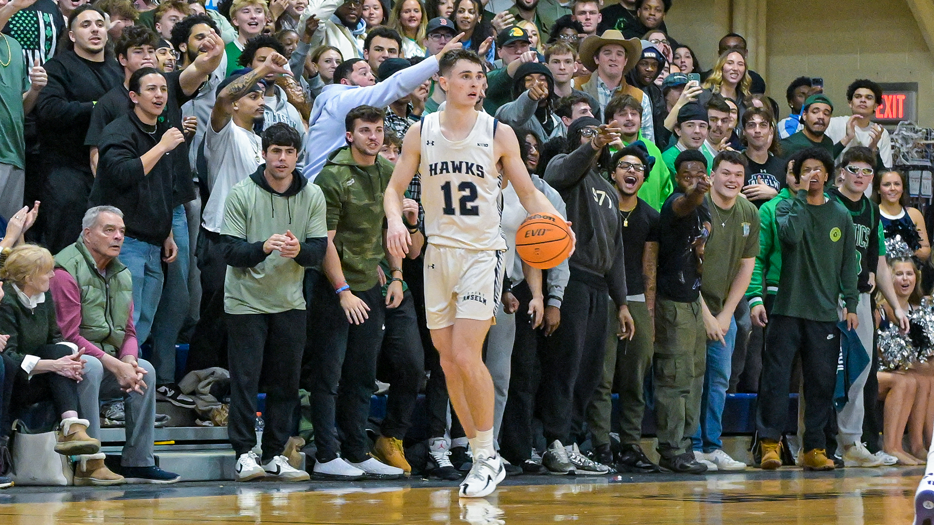 Will Davies brings up the ball against SMC in NE10 Championship