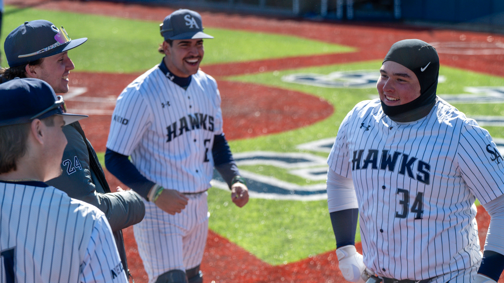 Slauson celebrates home run with teammates