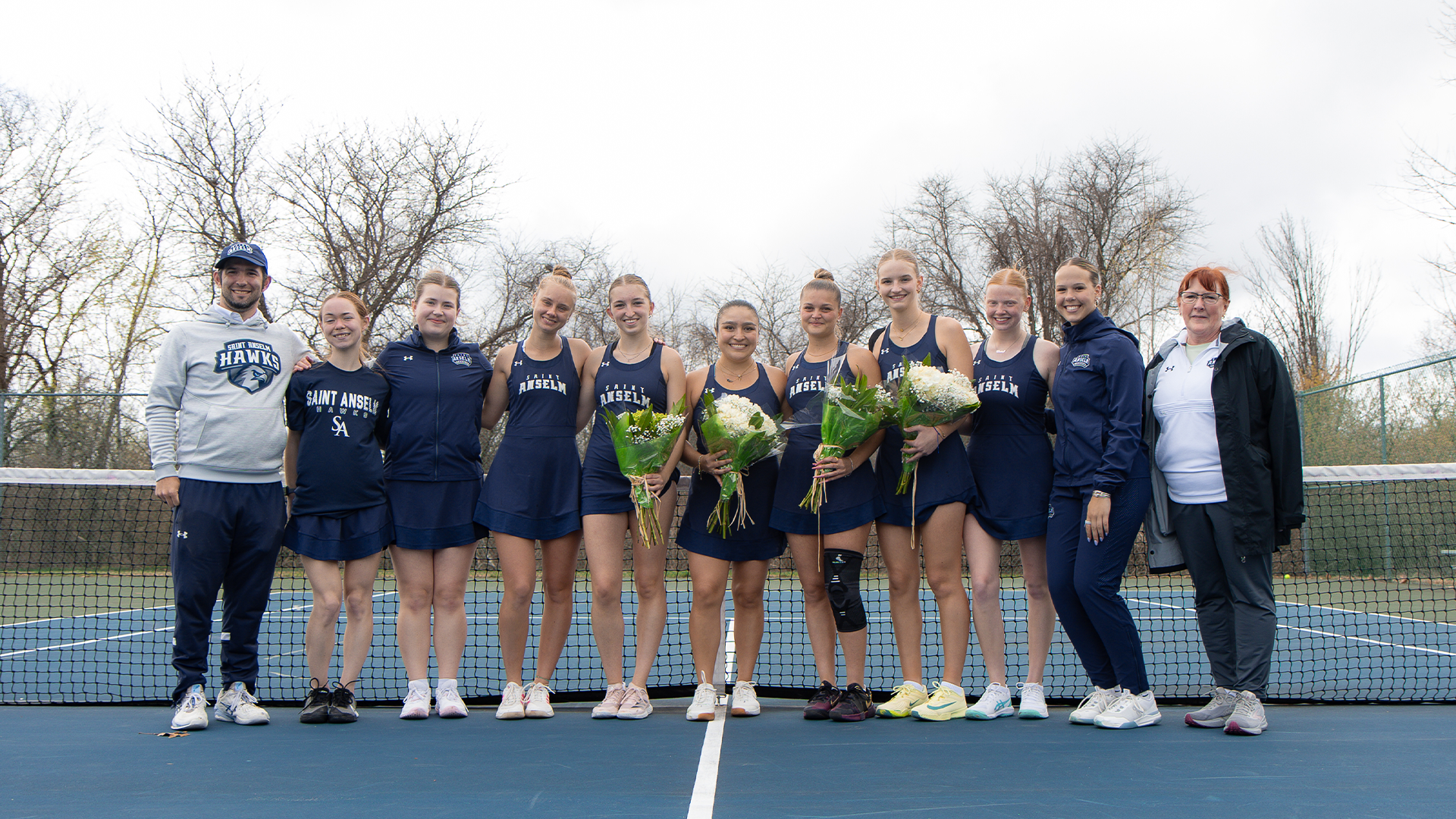 Women's tennis senior day photo
