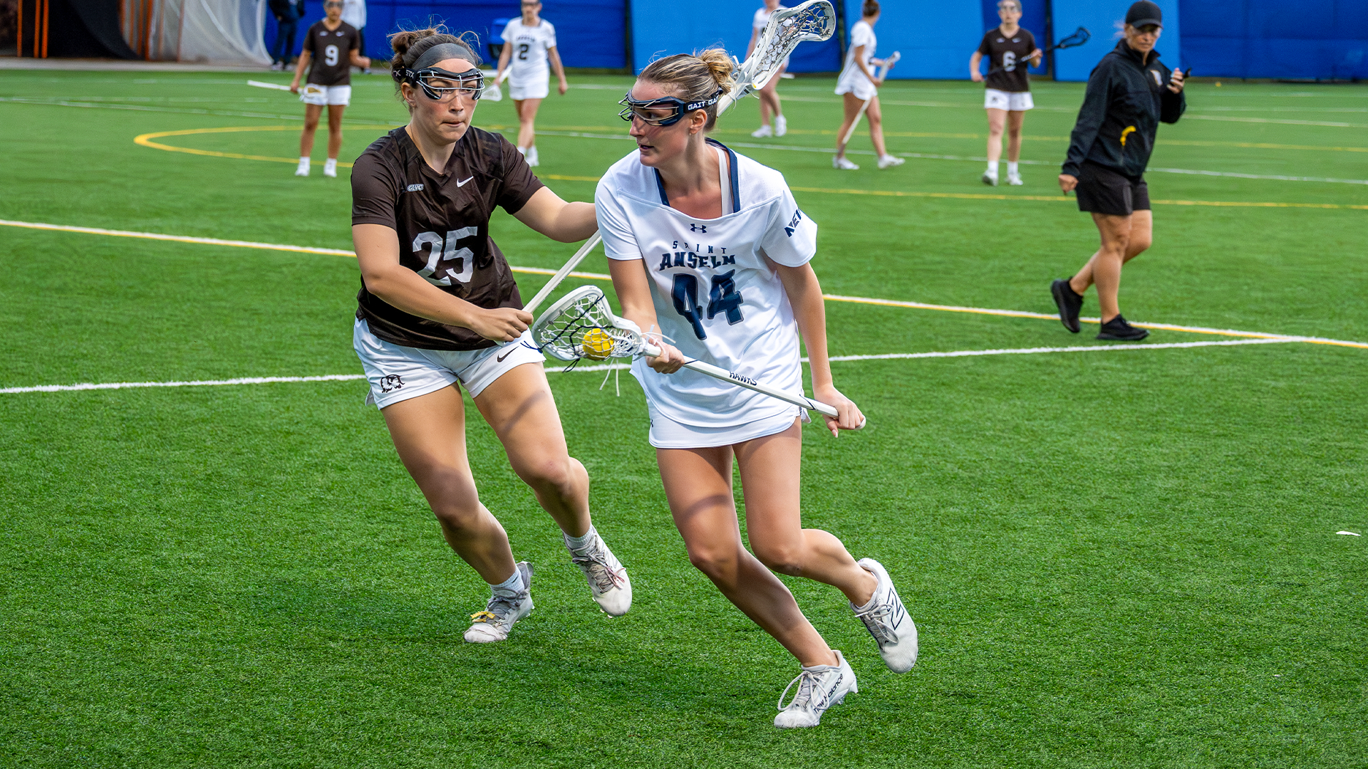 Herrick runs from defender with ball