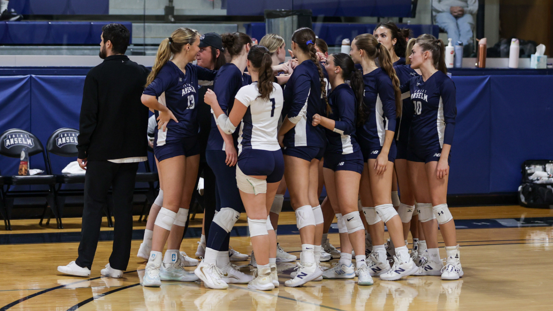 VB Team Huddle Shot